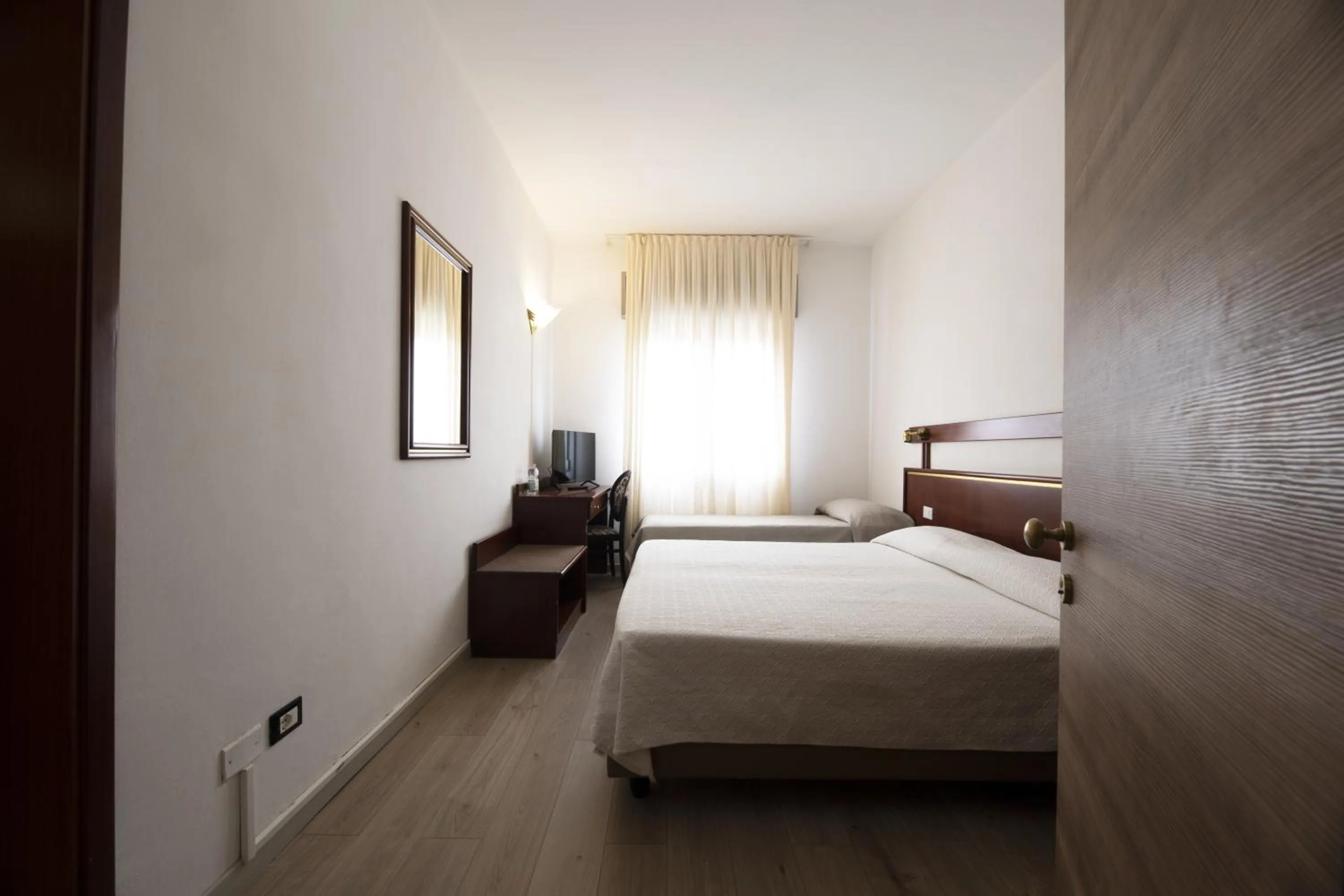 Bedroom, Bed in Hotel Vienna