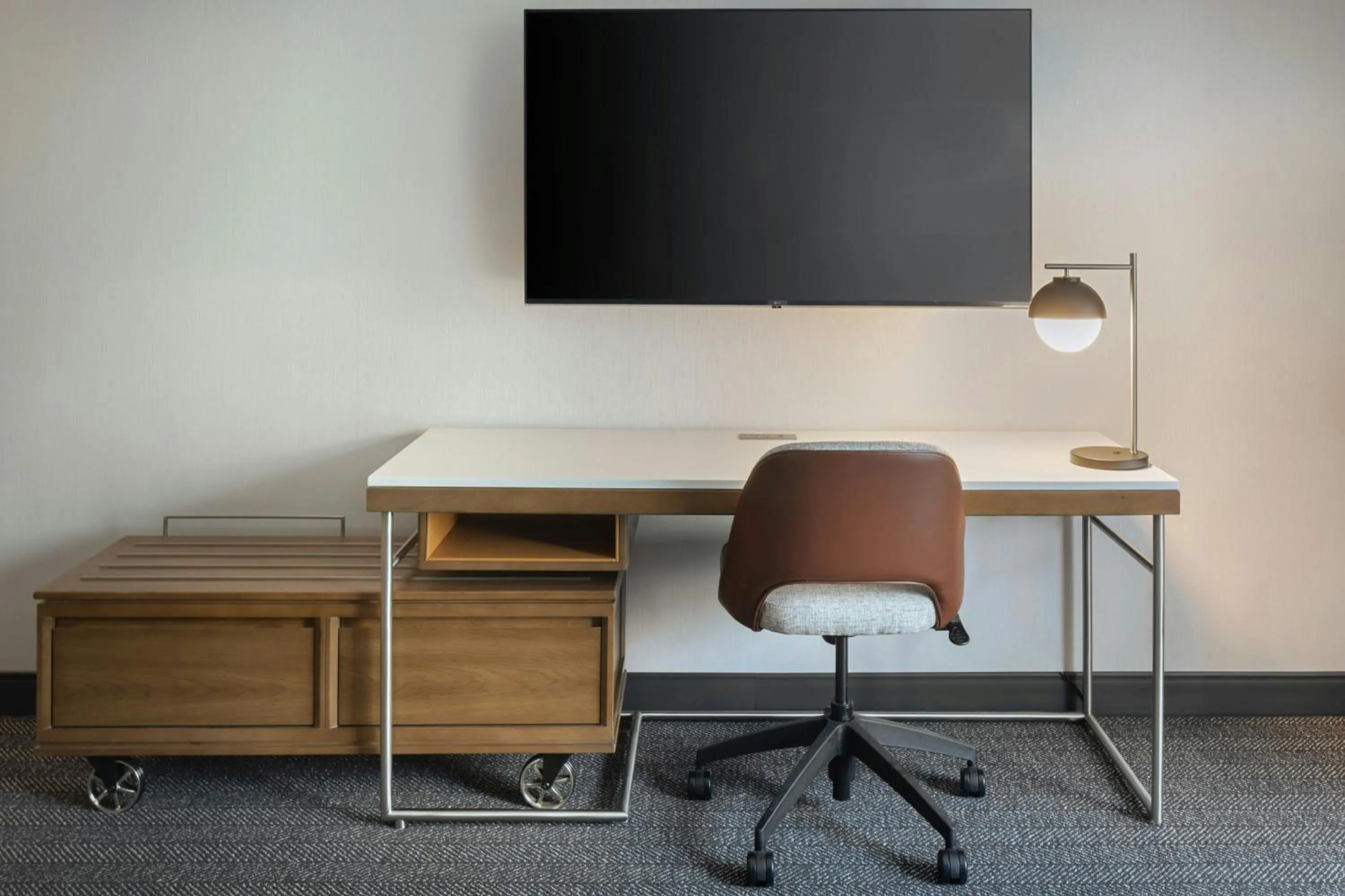 Photo of the whole room in Courtyard by Marriott Traverse City