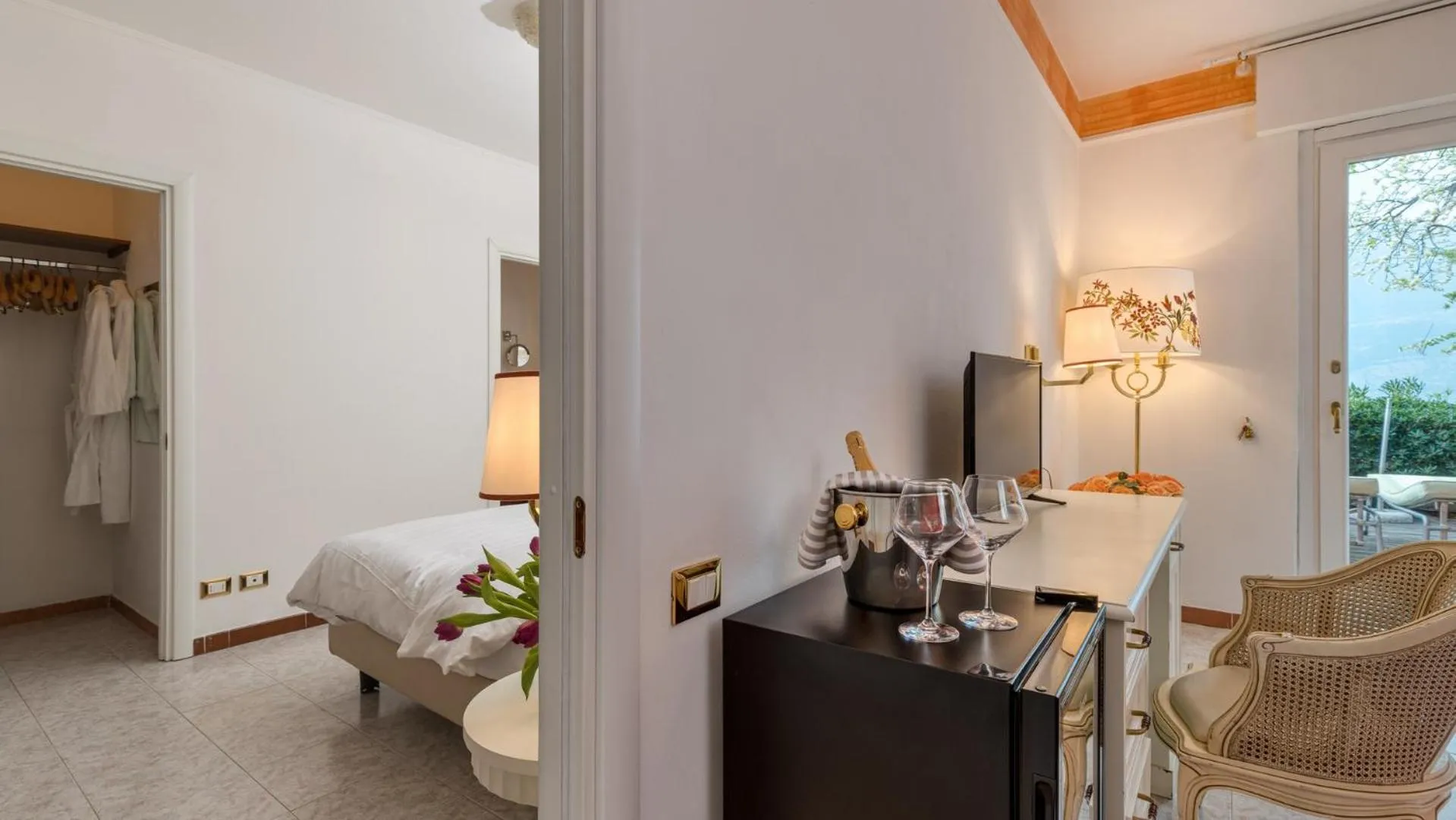 Photo of the whole room, Bed in La Caletta Hotel Bolognese