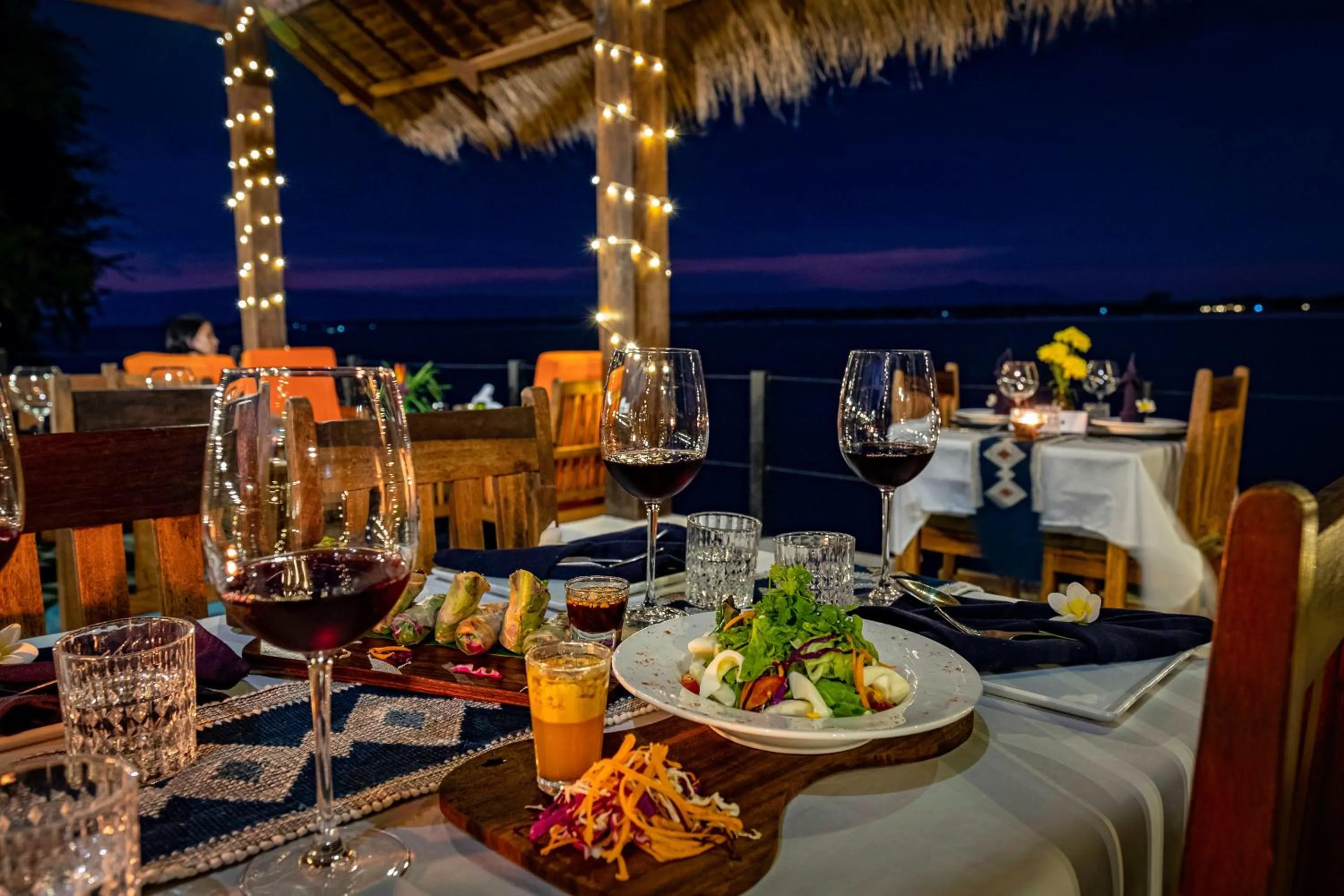 Restaurant/places to eat in Residence Bassac