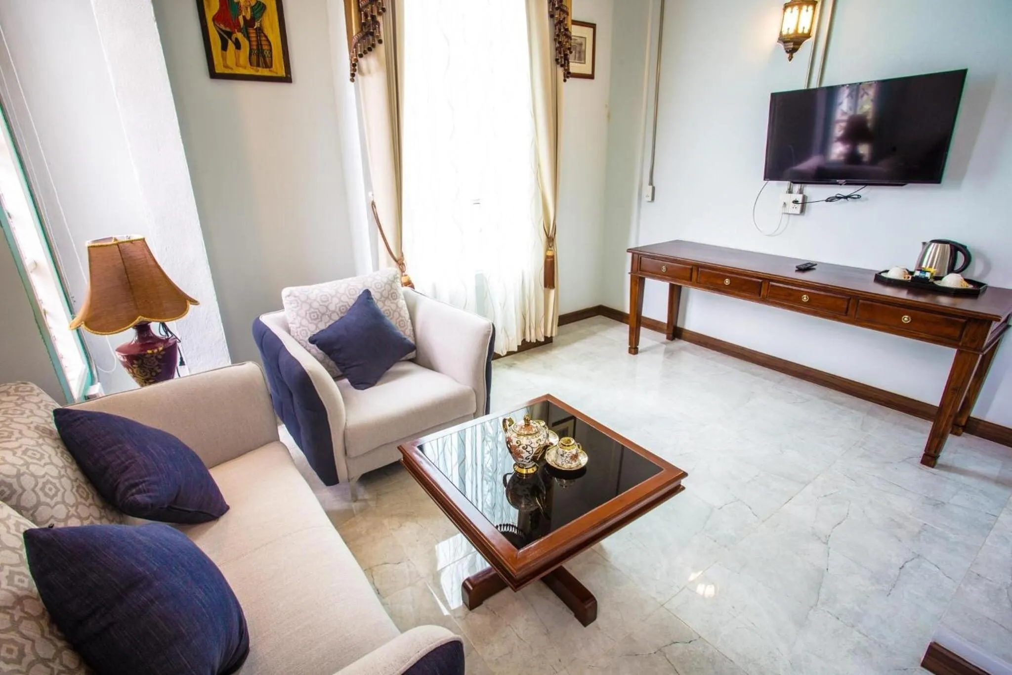 TV and multimedia in Pingdoi Hualin Boutique Hotel