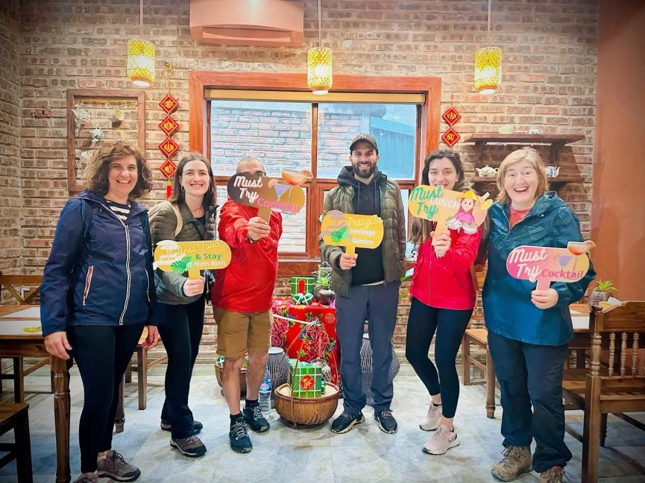 Restaurant/places to eat in Trang An Heritage Garden