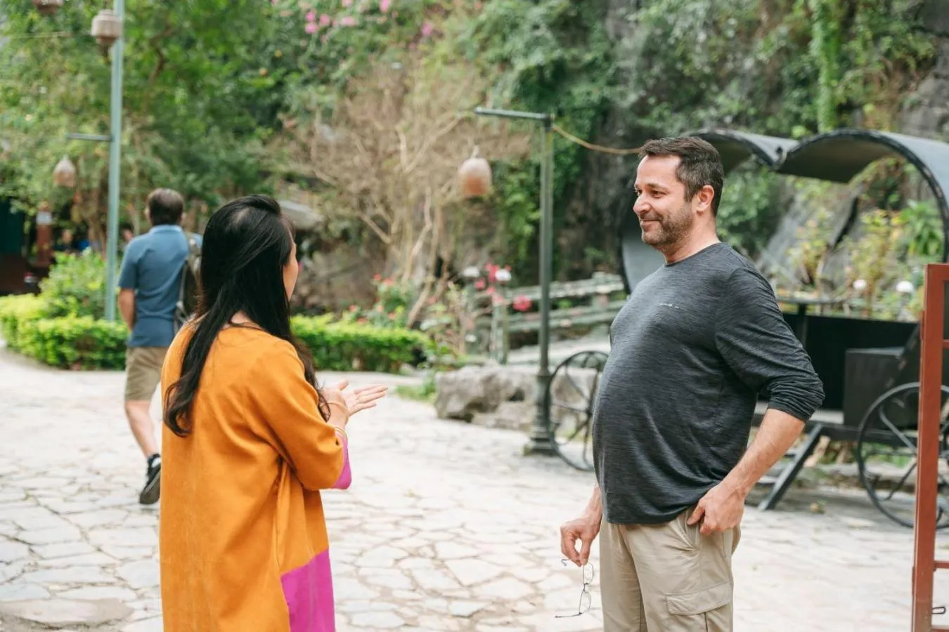Guests in Trang An Heritage Garden