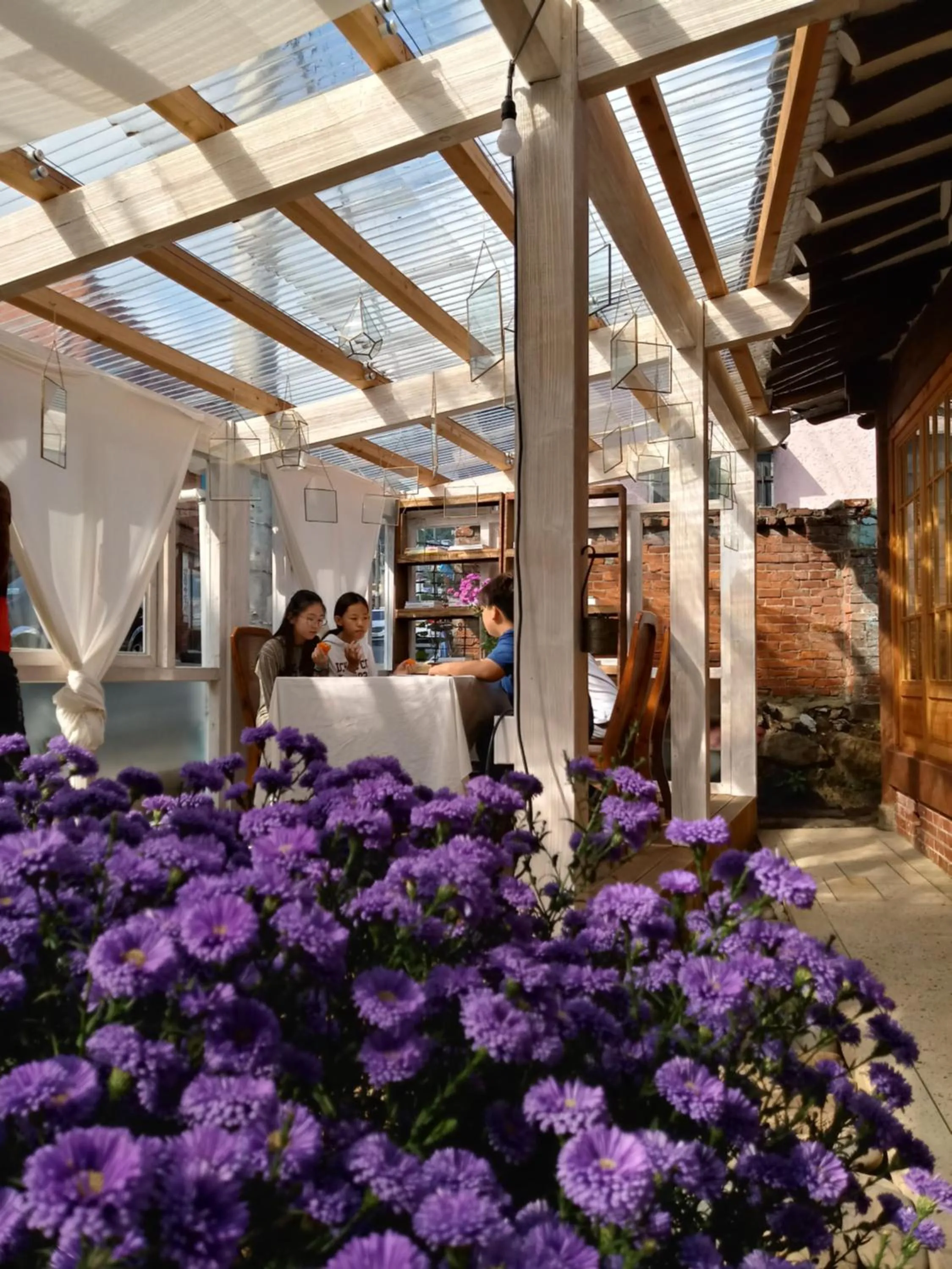 Garden in Hundred Years Hanok