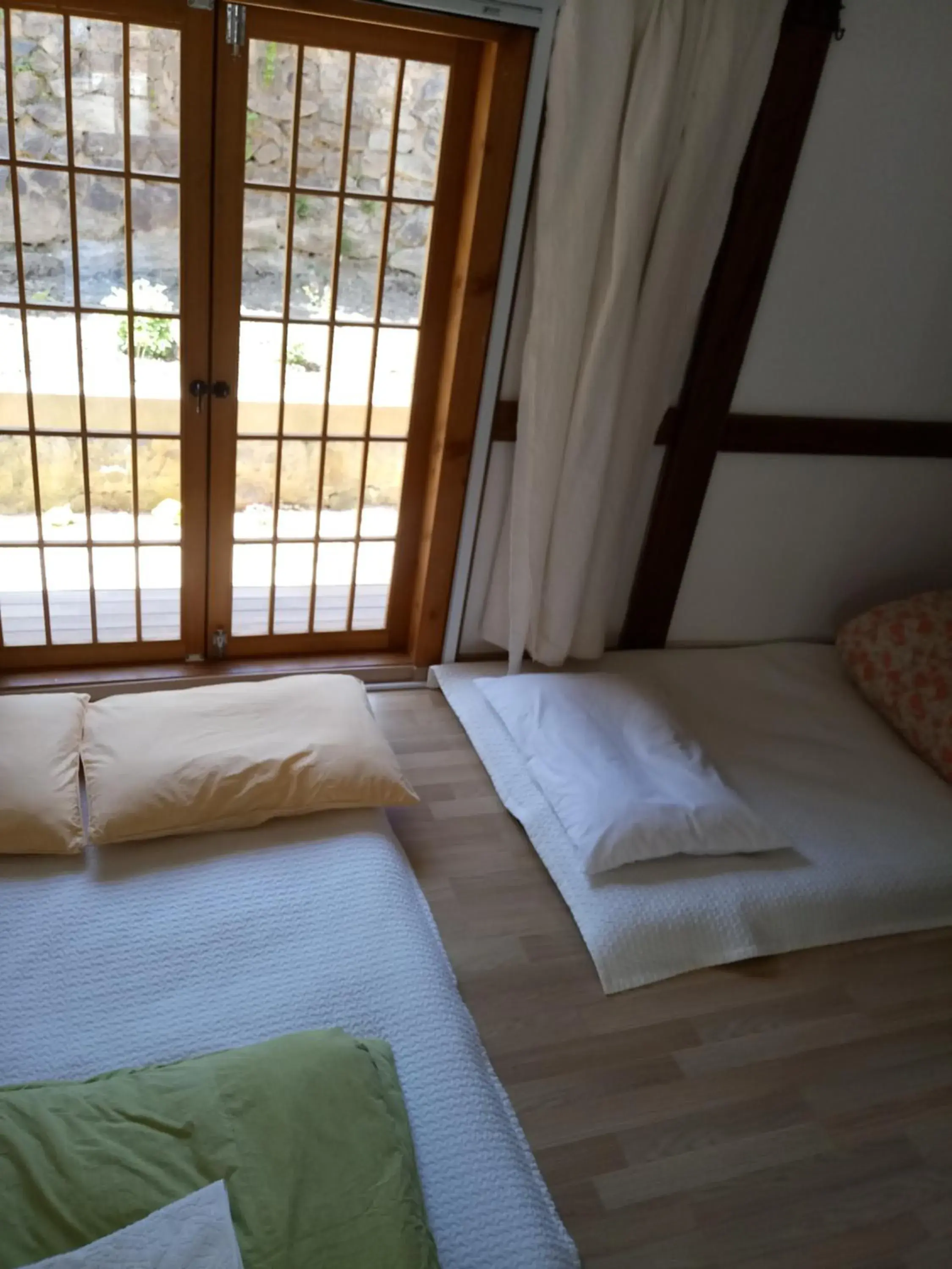 Bed in Hundred Years Hanok Bed in Hundred Years Hanok