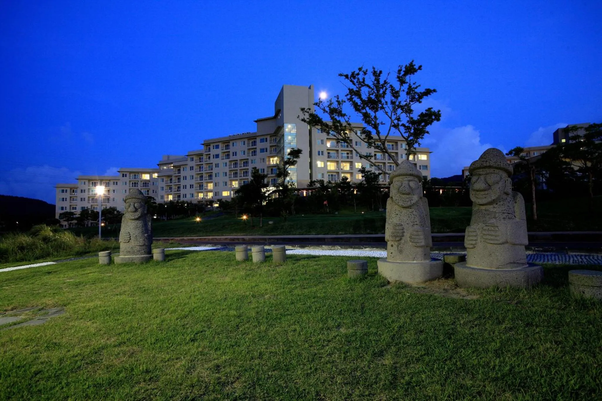 Facade/entrance in Hanwha Resort Jeju