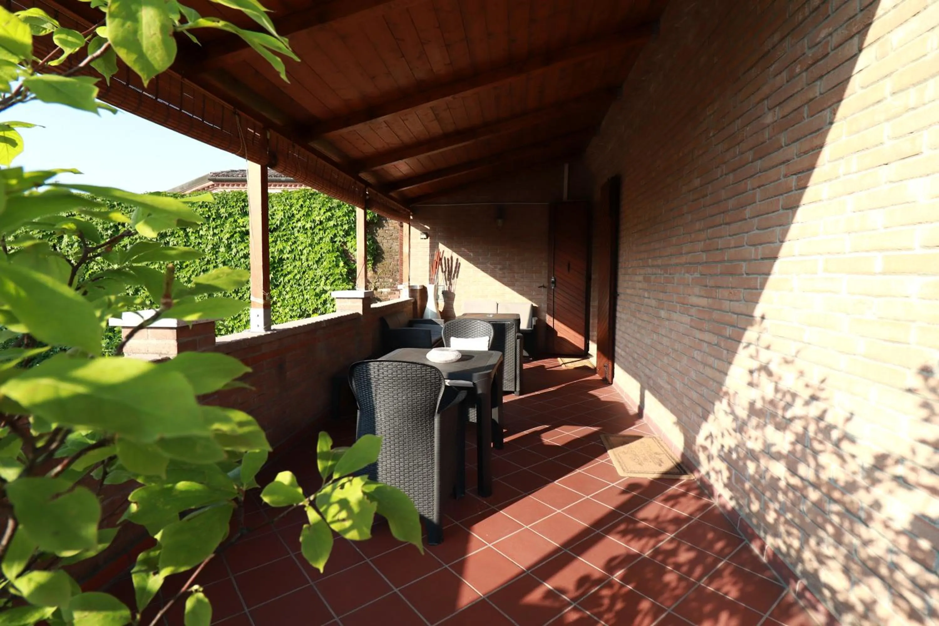 Property building in Villa Estense