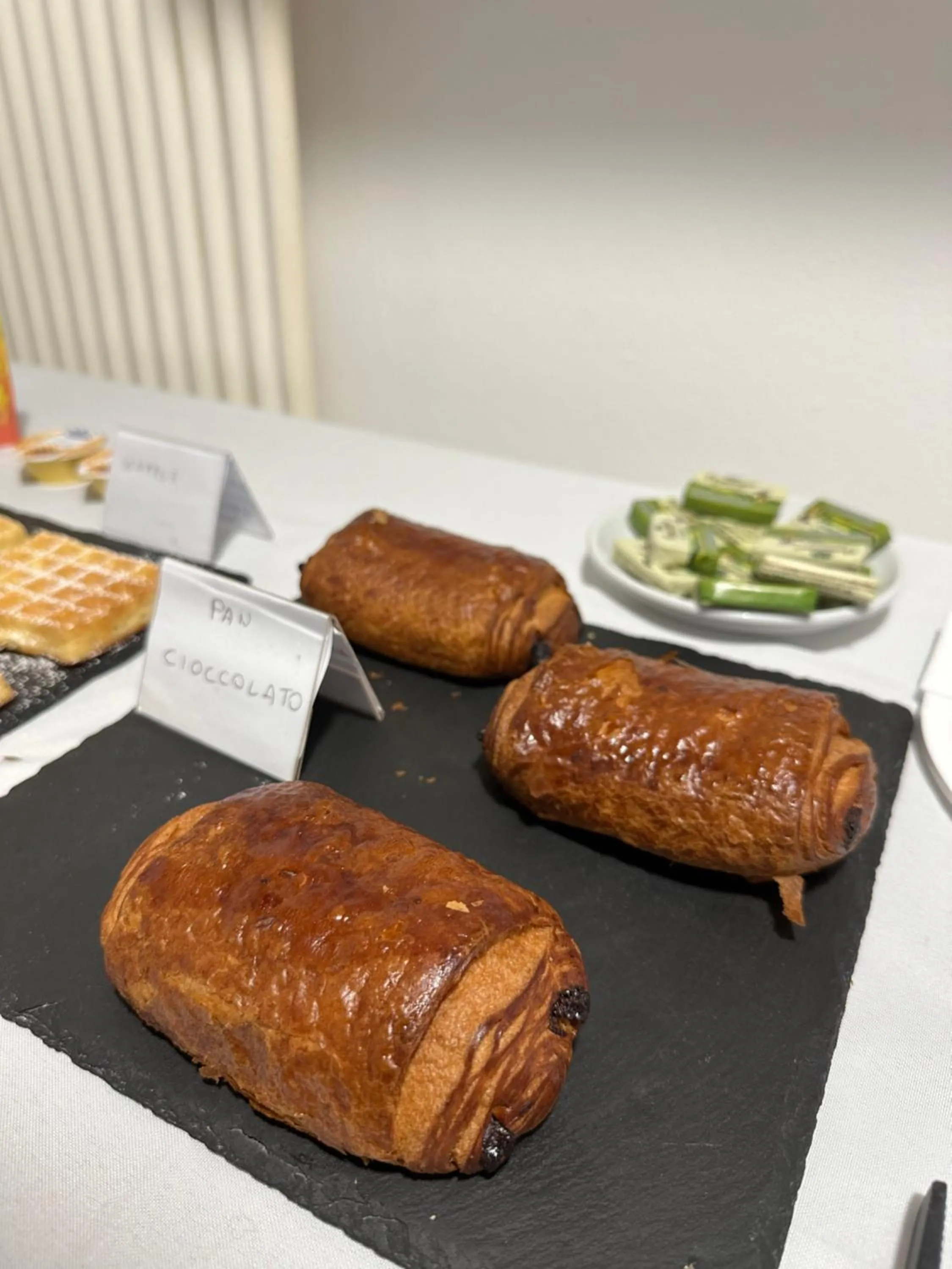 Italian breakfast in Villa Estense