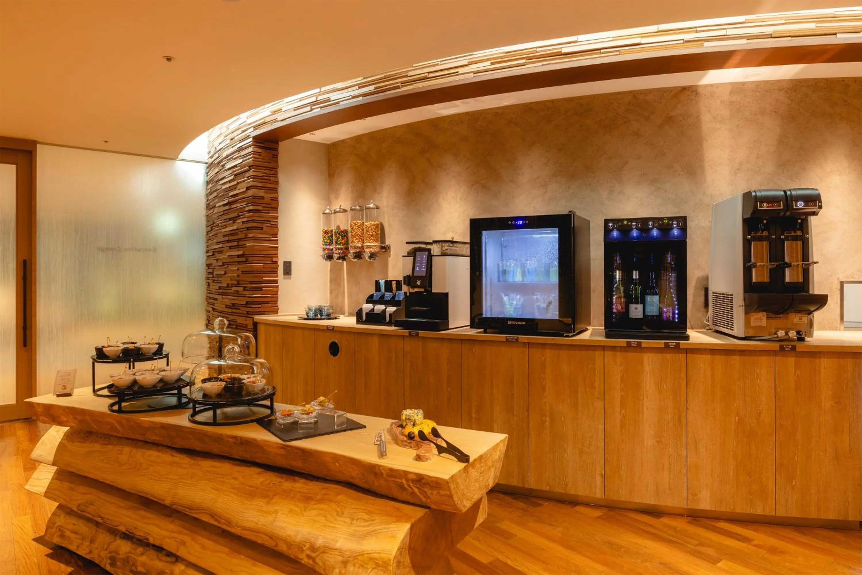 Coffee/tea facilities in Hotel Gracery Sapporo