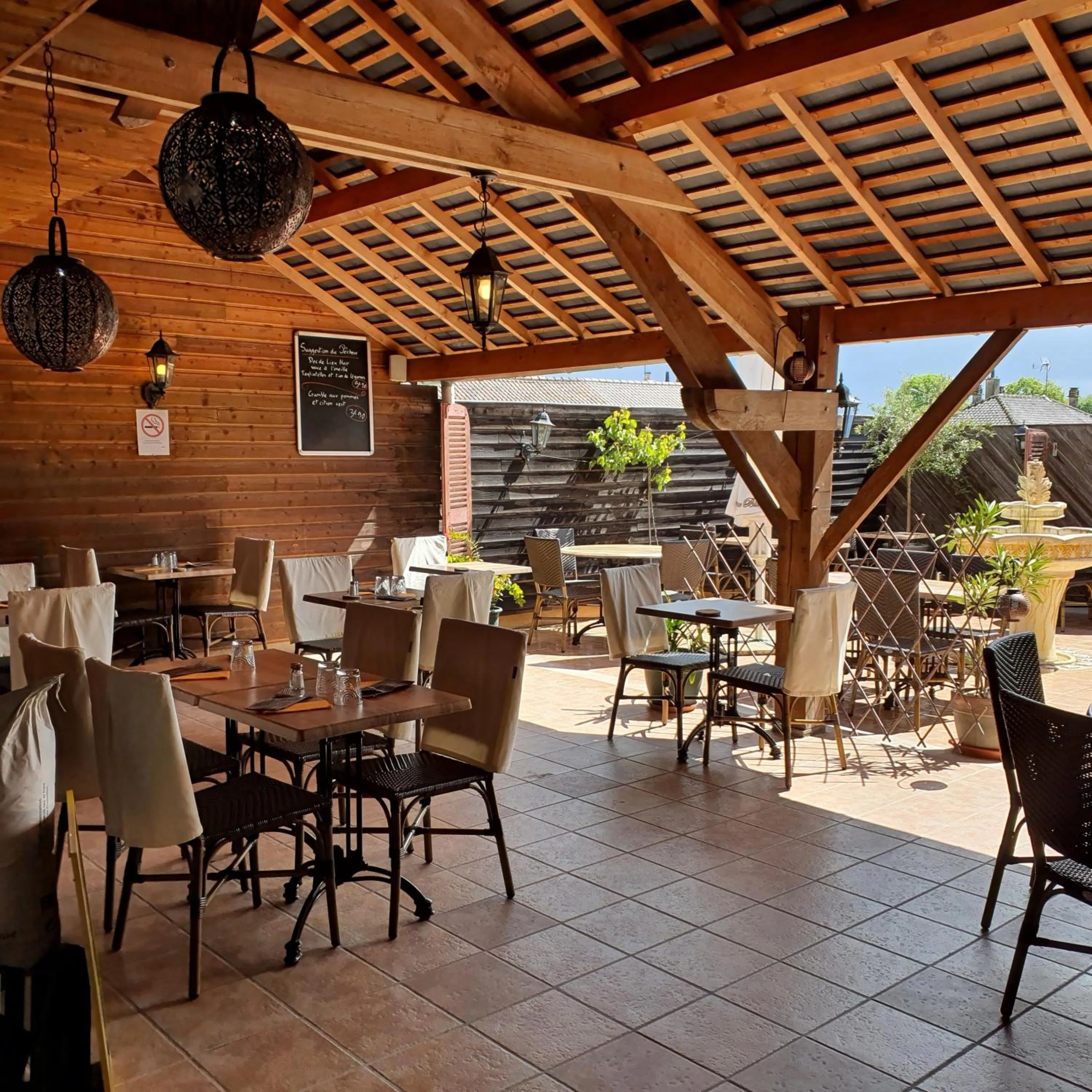 HOTEL RESTAURANT La CREPERIE Du CHATEAU