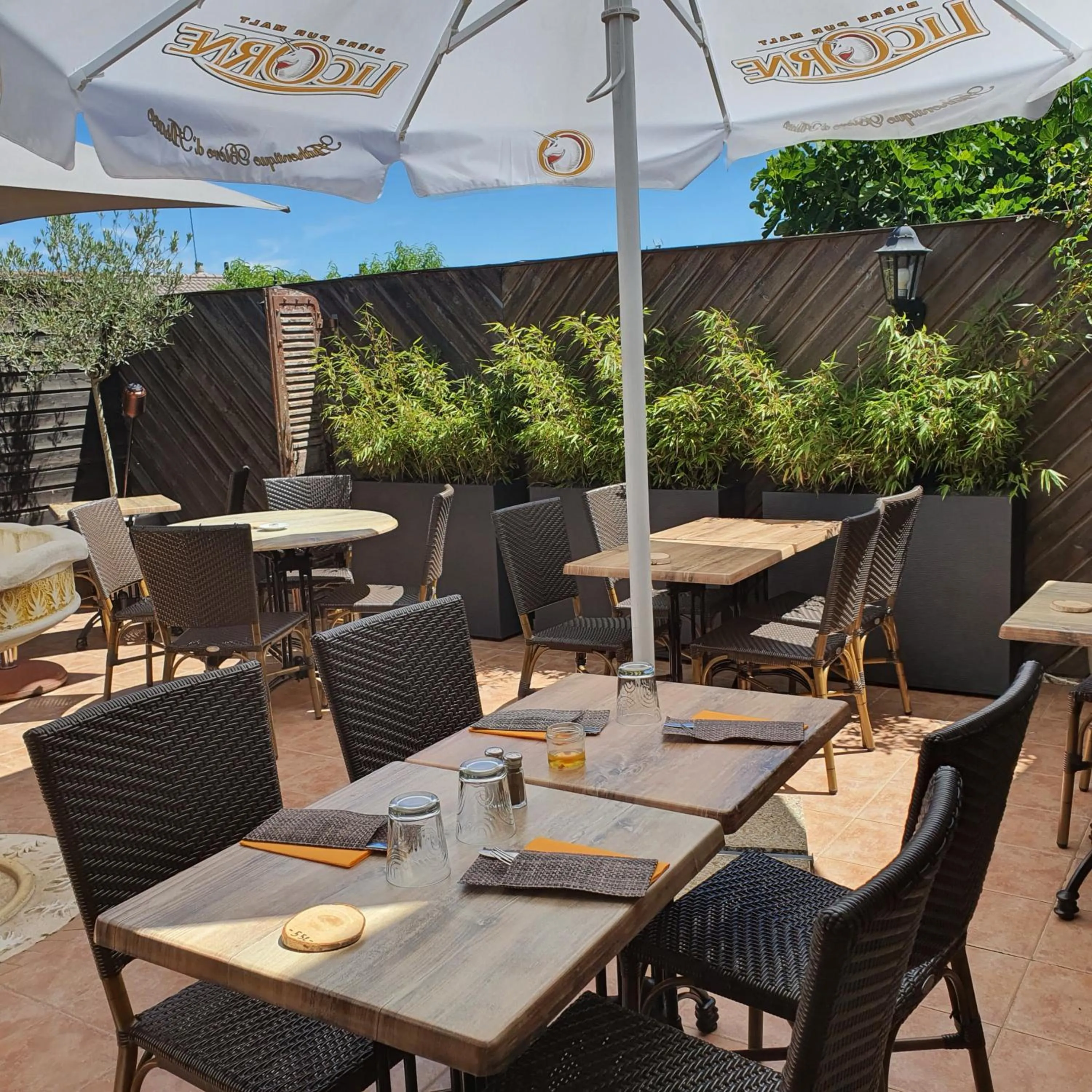 HOTEL RESTAURANT La CREPERIE Du CHATEAU