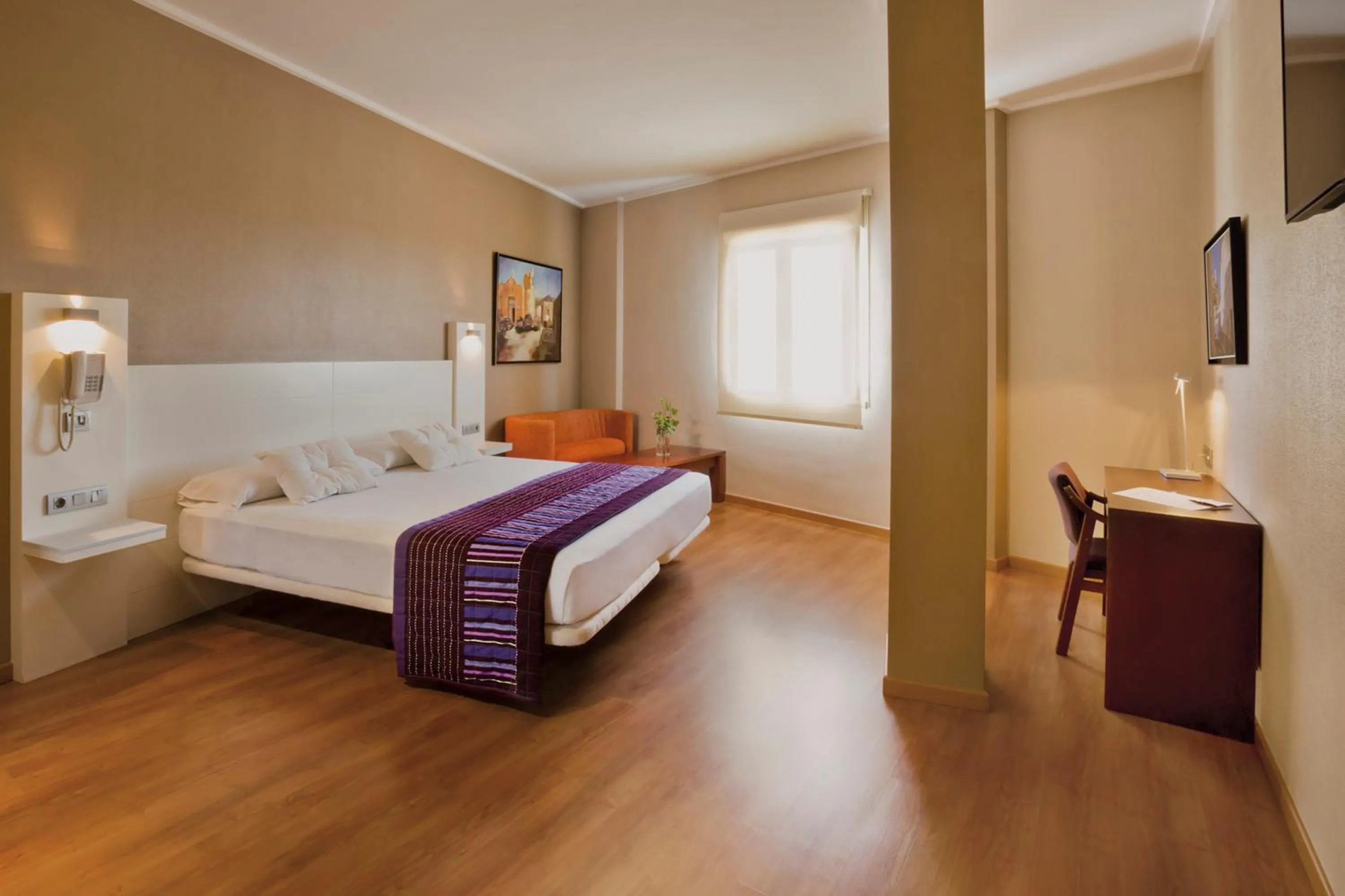 Photo of the whole room, Bed in Hotel Fuente El Cura