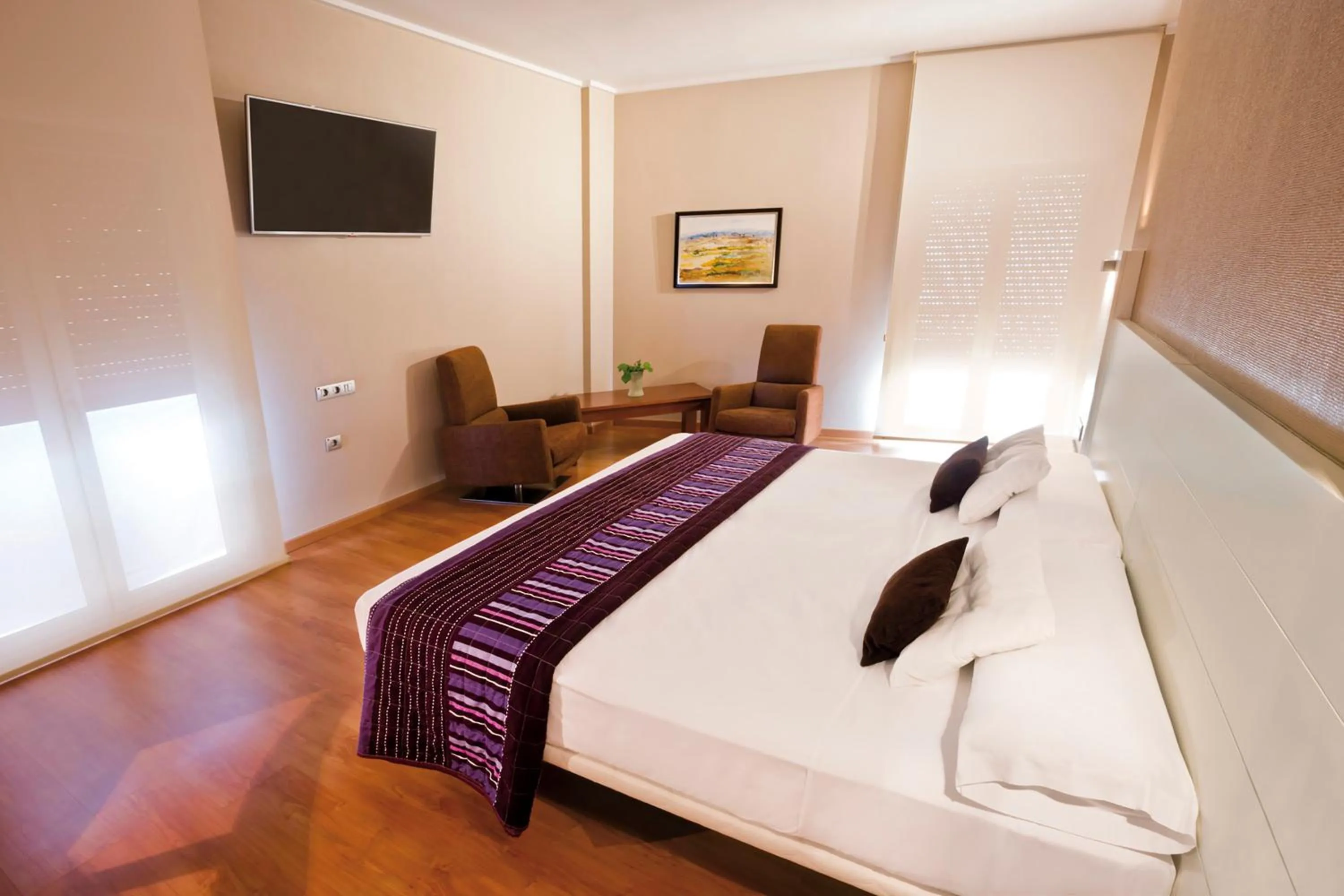 Photo of the whole room, Bed in Hotel Fuente El Cura