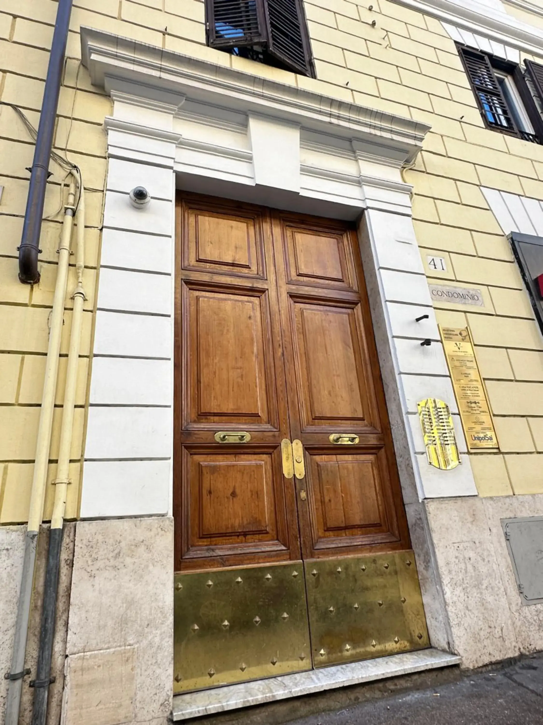 Facade/entrance in Candia Rooms Facade/entrance in Candia Rooms