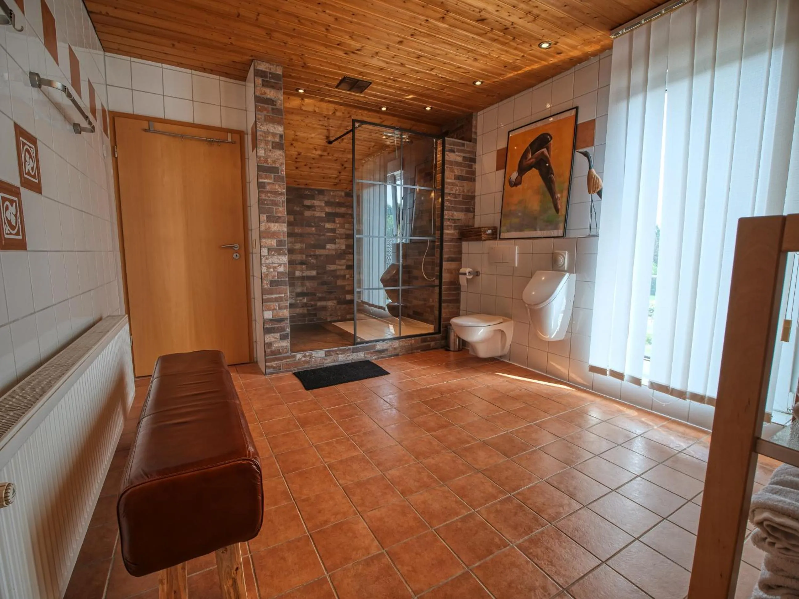 Bathroom in Three B's Bed and Breakfast