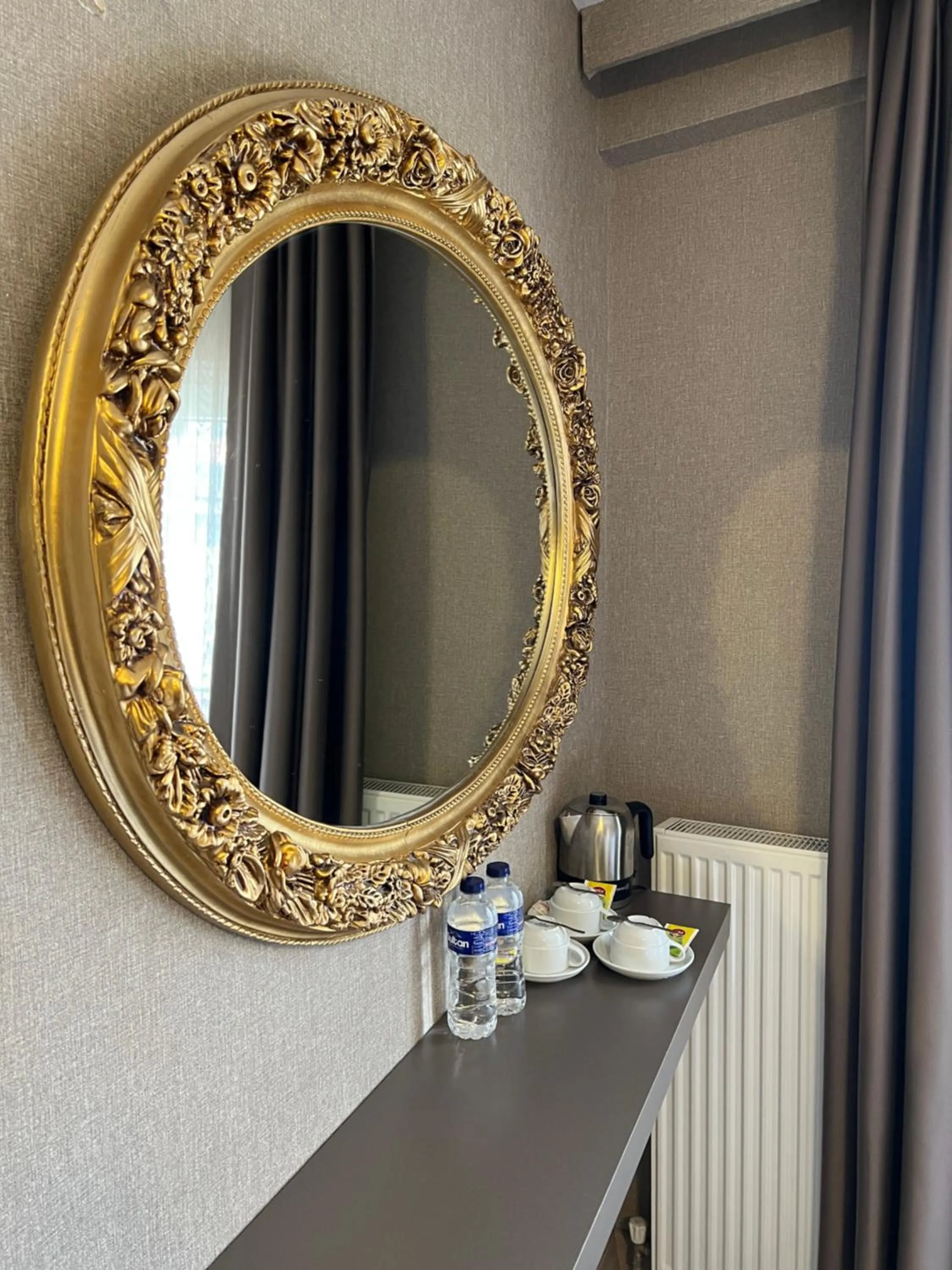 Coffee/tea facilities in Flower Palace Hotel