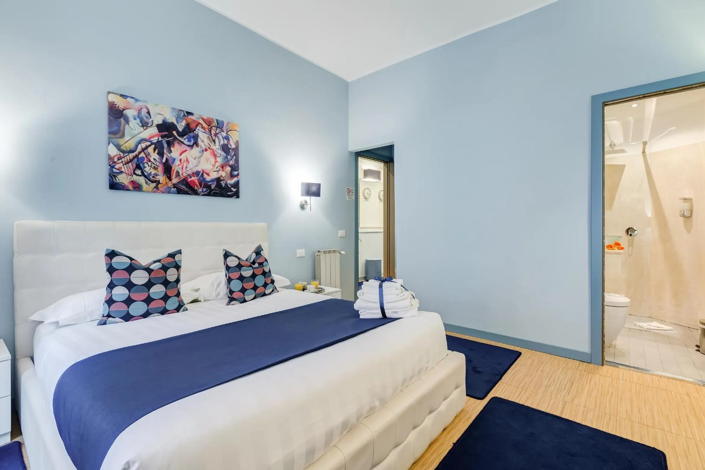 Shower, Bed in Easy Budget Colosseo