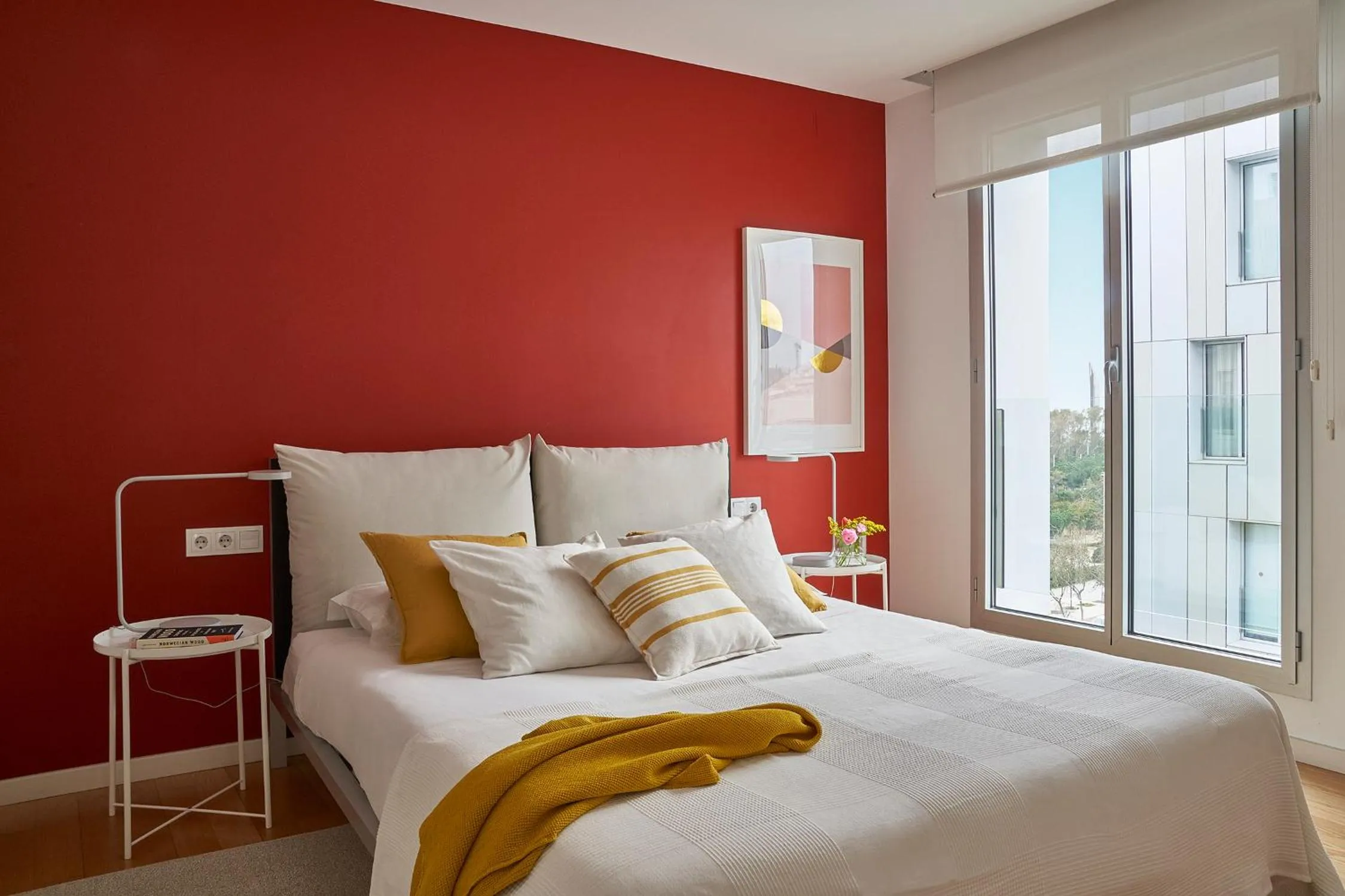 Bed in Lugaris Beach Apartments