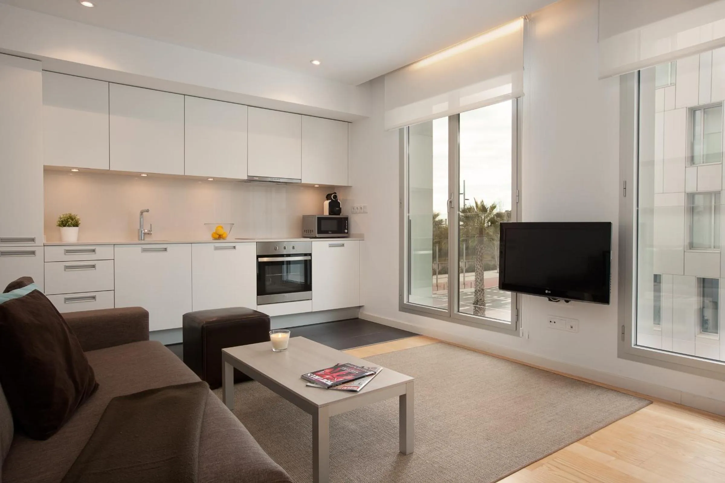 Seating area in Lugaris Beach Apartments