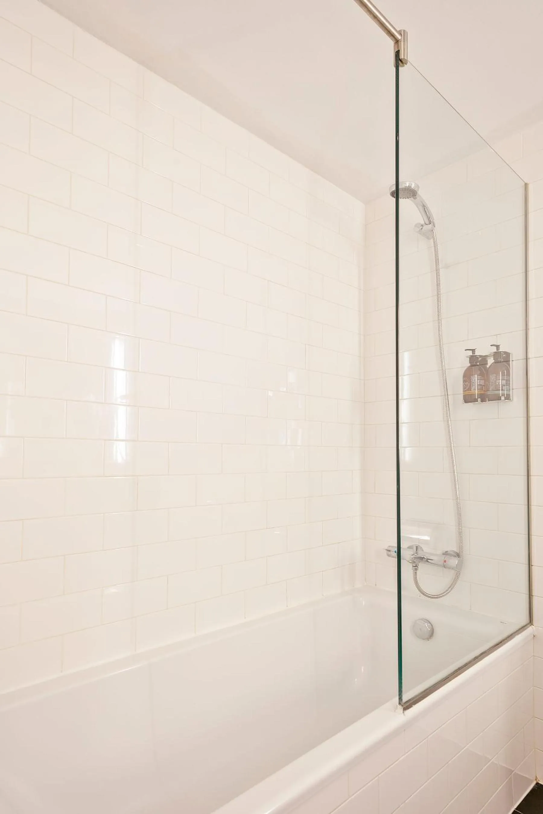 Bath in Lugaris Beach Apartments