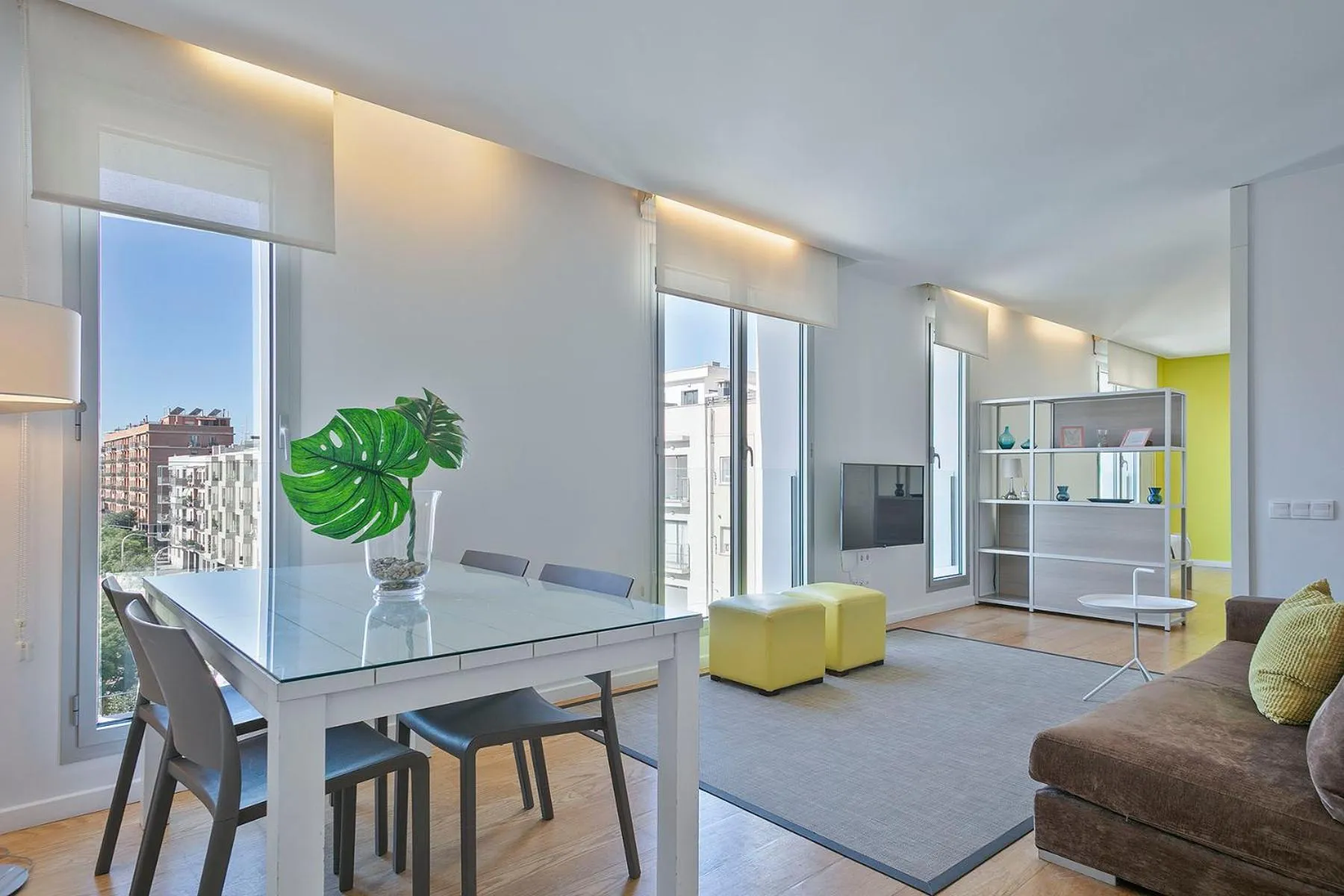 Photo of the whole room in Lugaris Beach Apartments