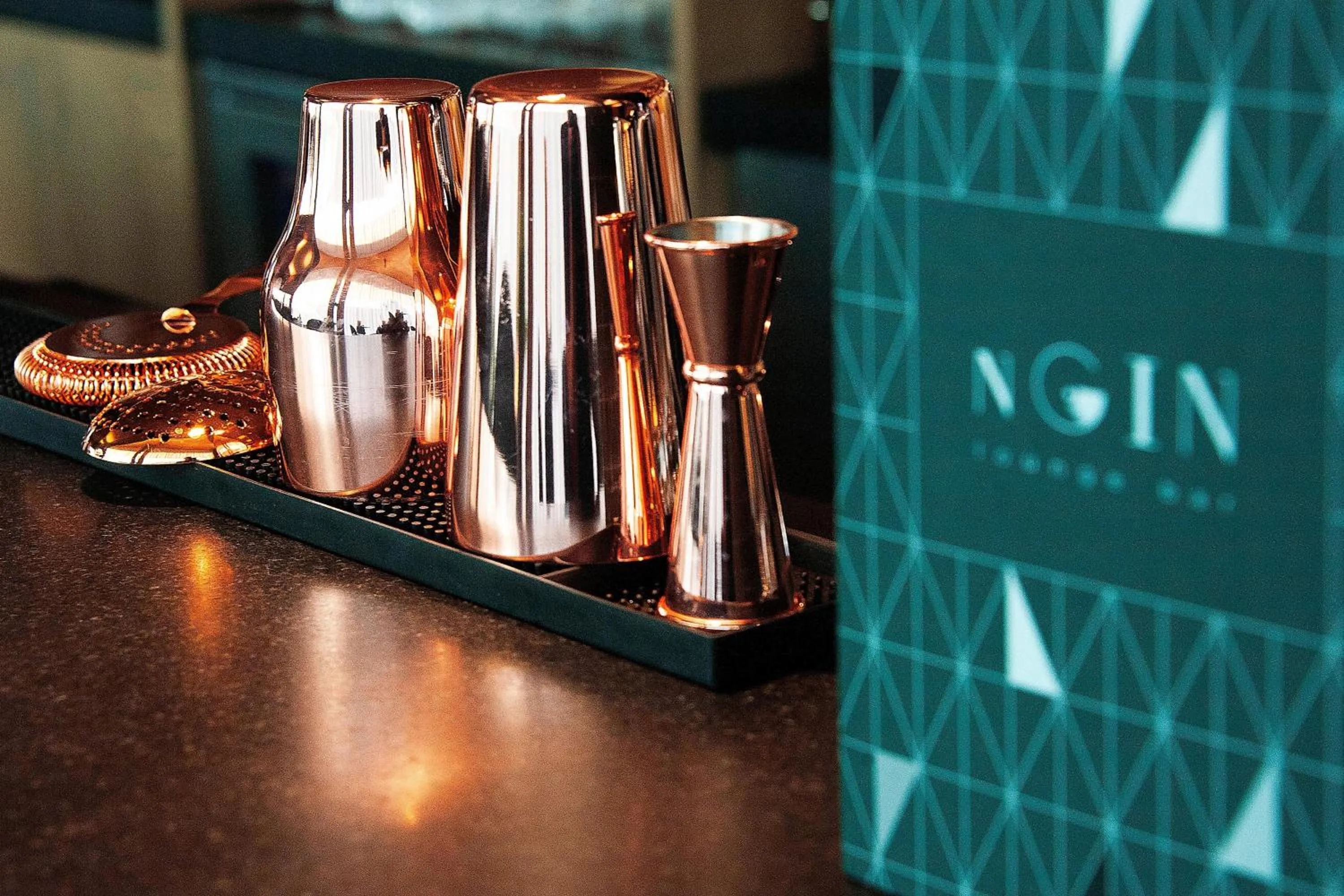 Lounge or bar in Renaissance Warsaw Airport Hotel