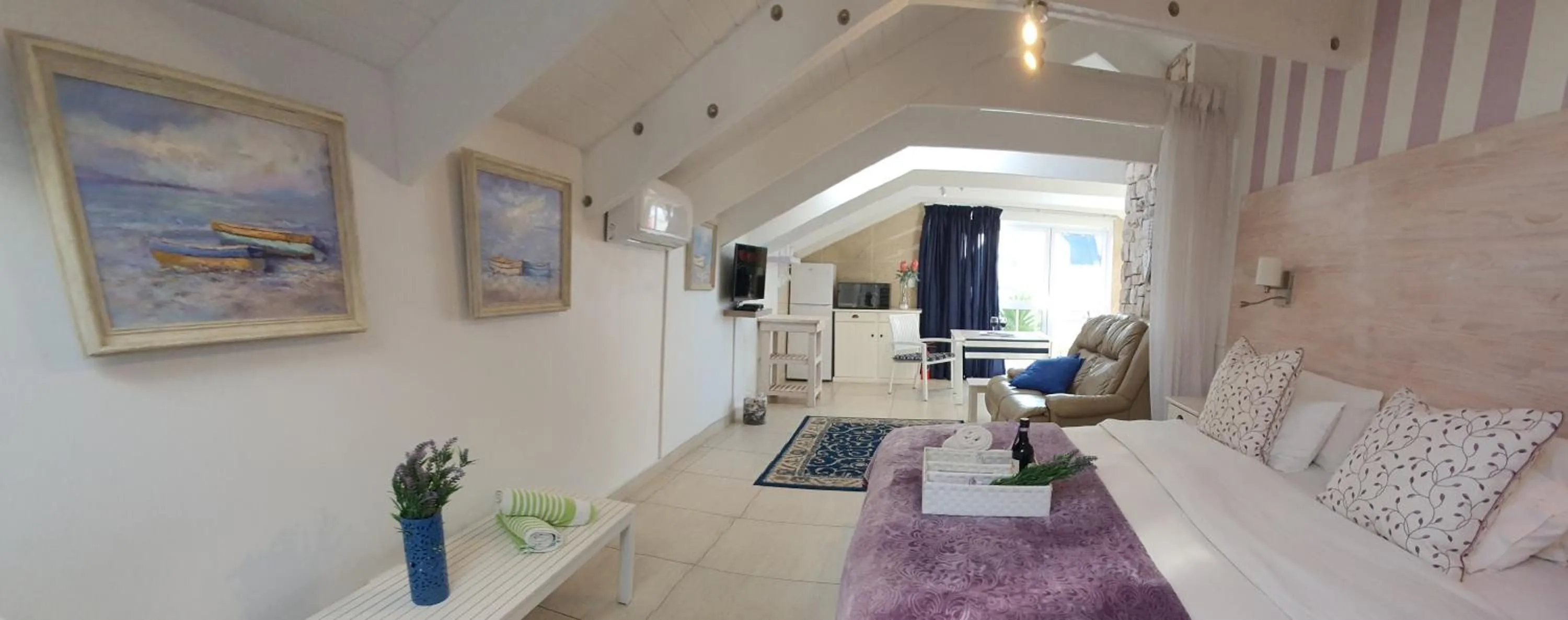 LekkeBly Boutique Loft