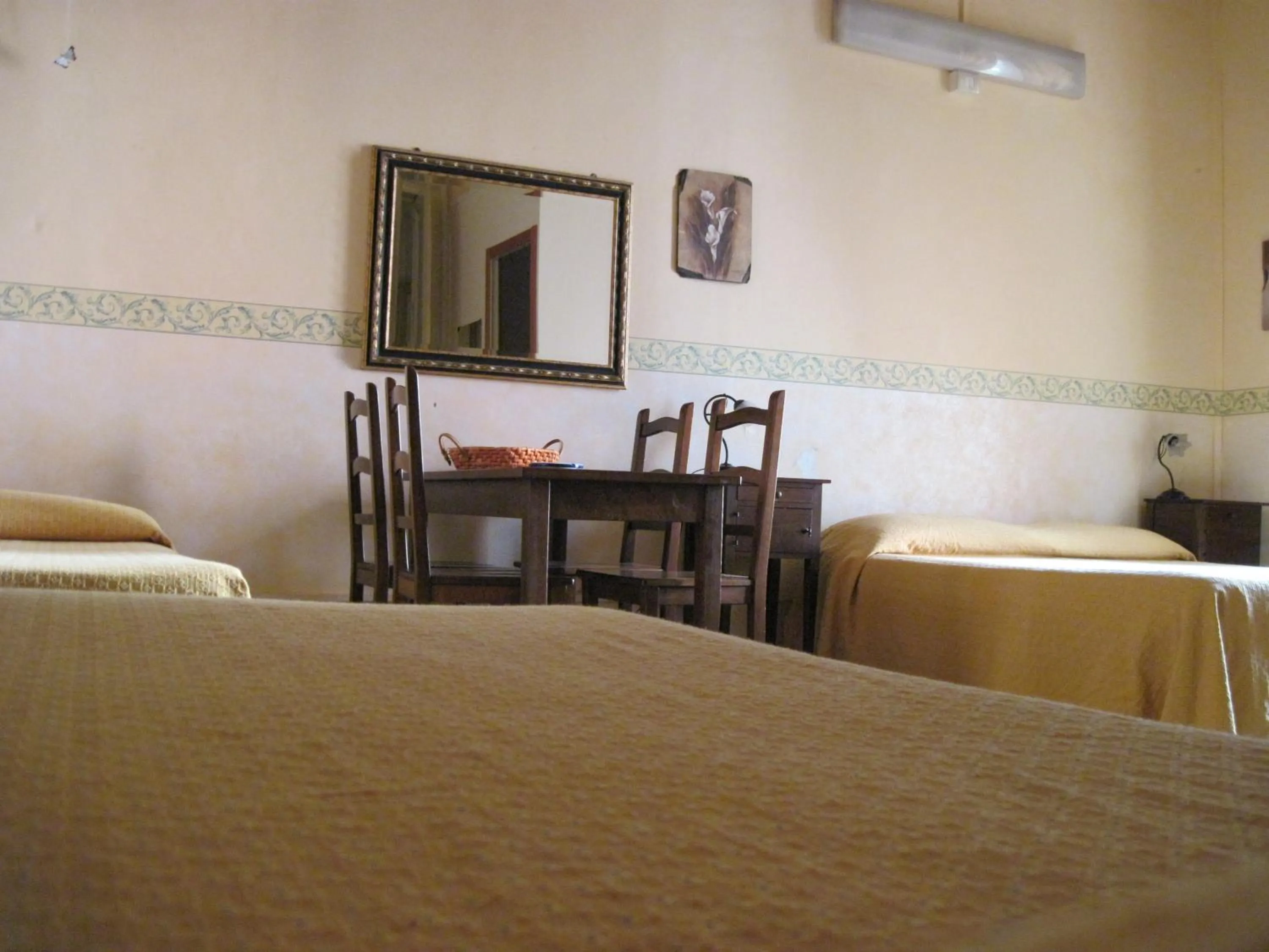 Bedroom in San Demetrio