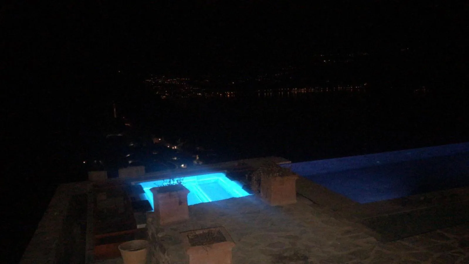 Villa Silvi piscina sauna e hot tub