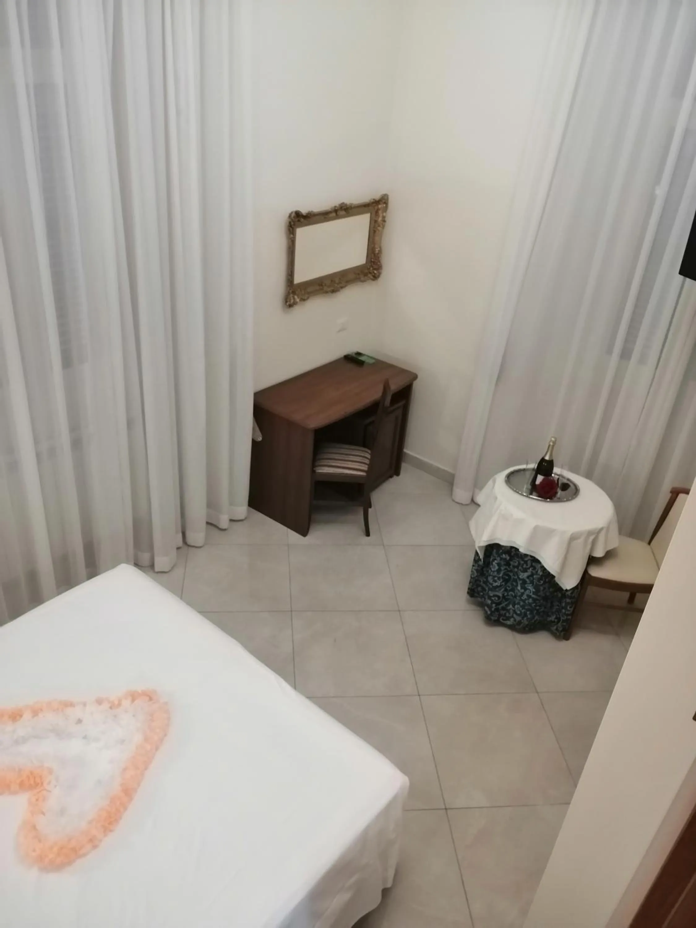 Photo of the whole room, Bed in Suite Dal Conte