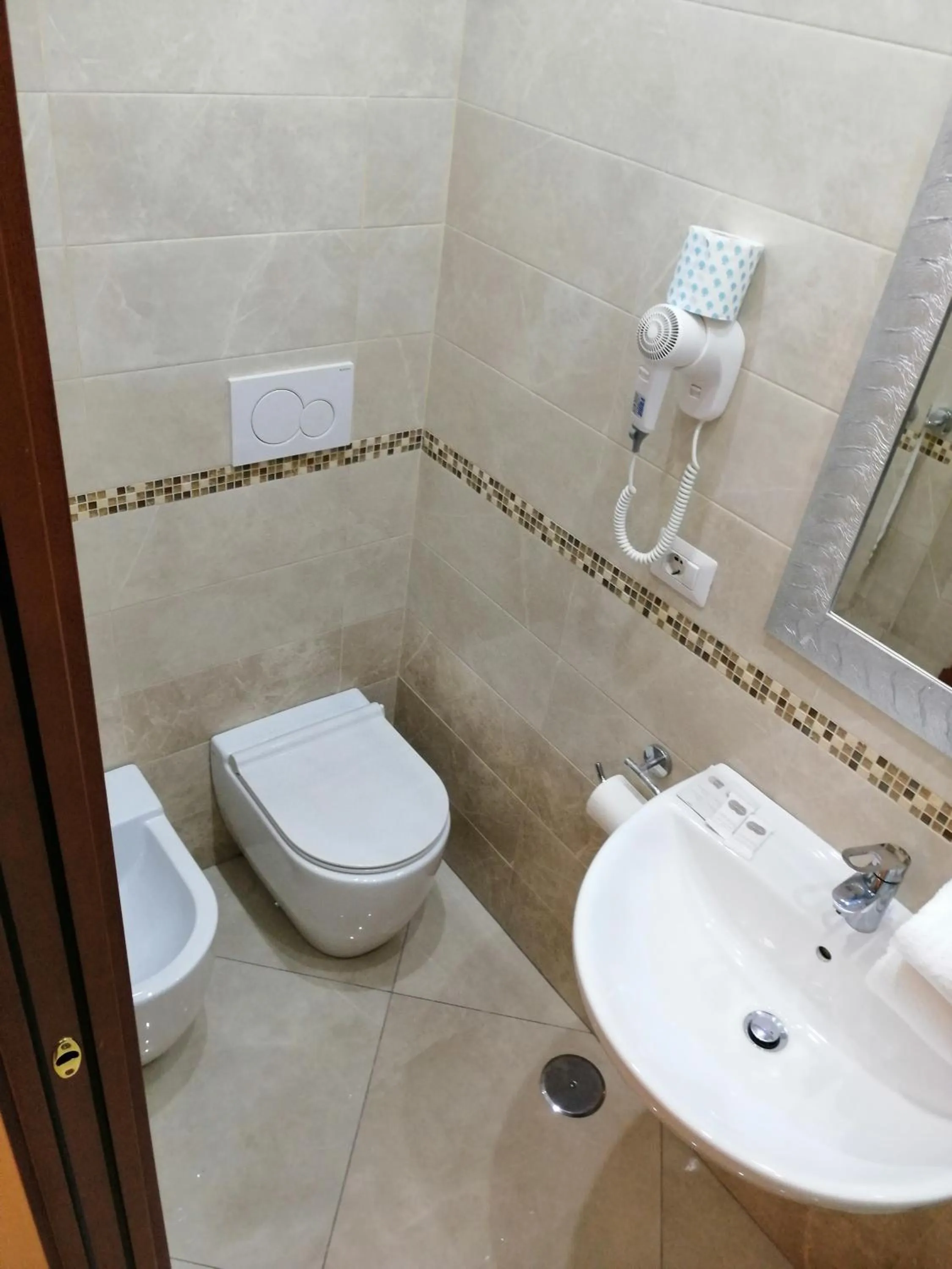 Toilet in Suite Dal Conte