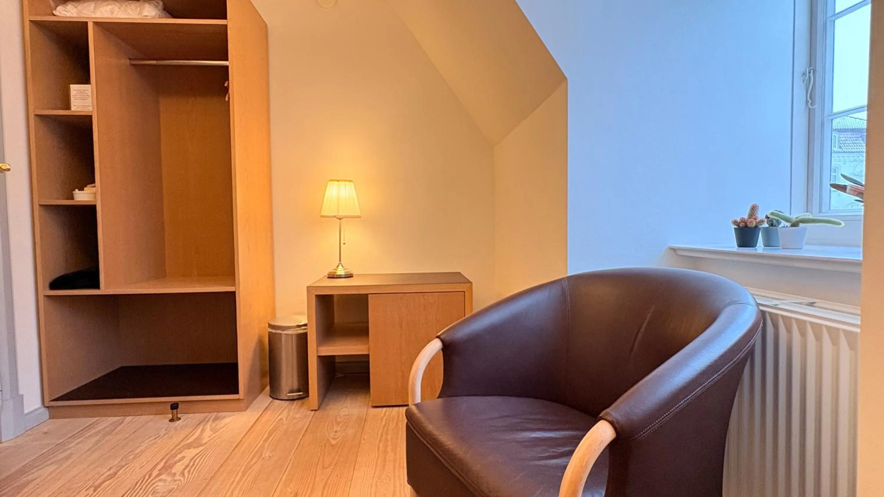 wardrobe in Brodremenighedens Hotel, BW Signature Collection