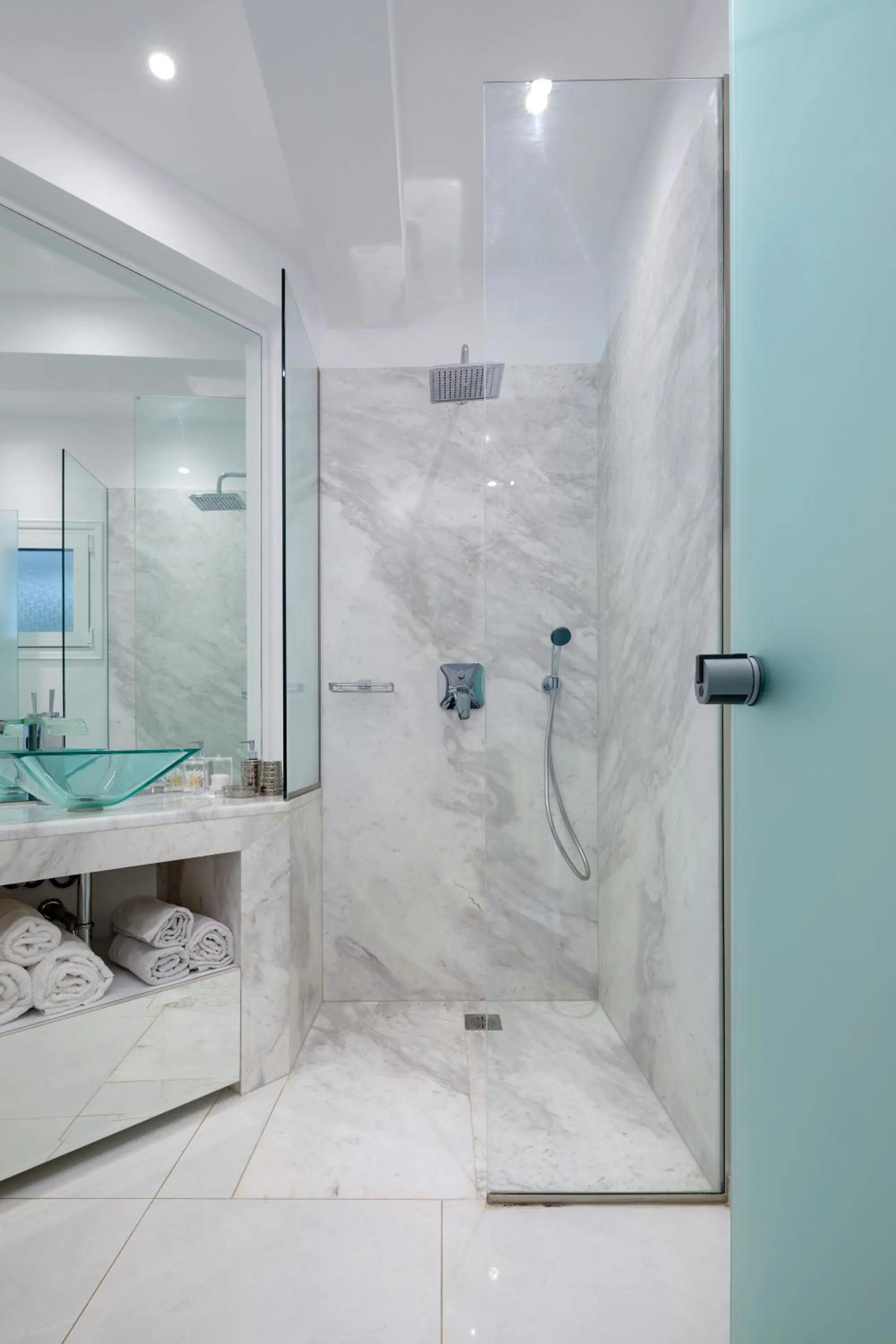 Bathroom in Dion Villa Zakynthos Greece