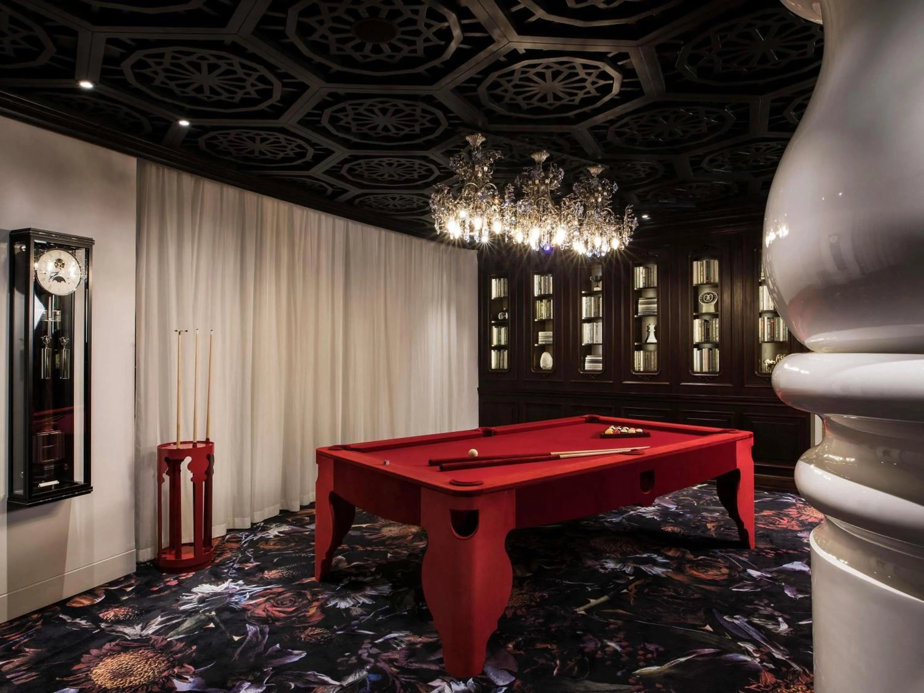 Bedroom in Mondrian Doha