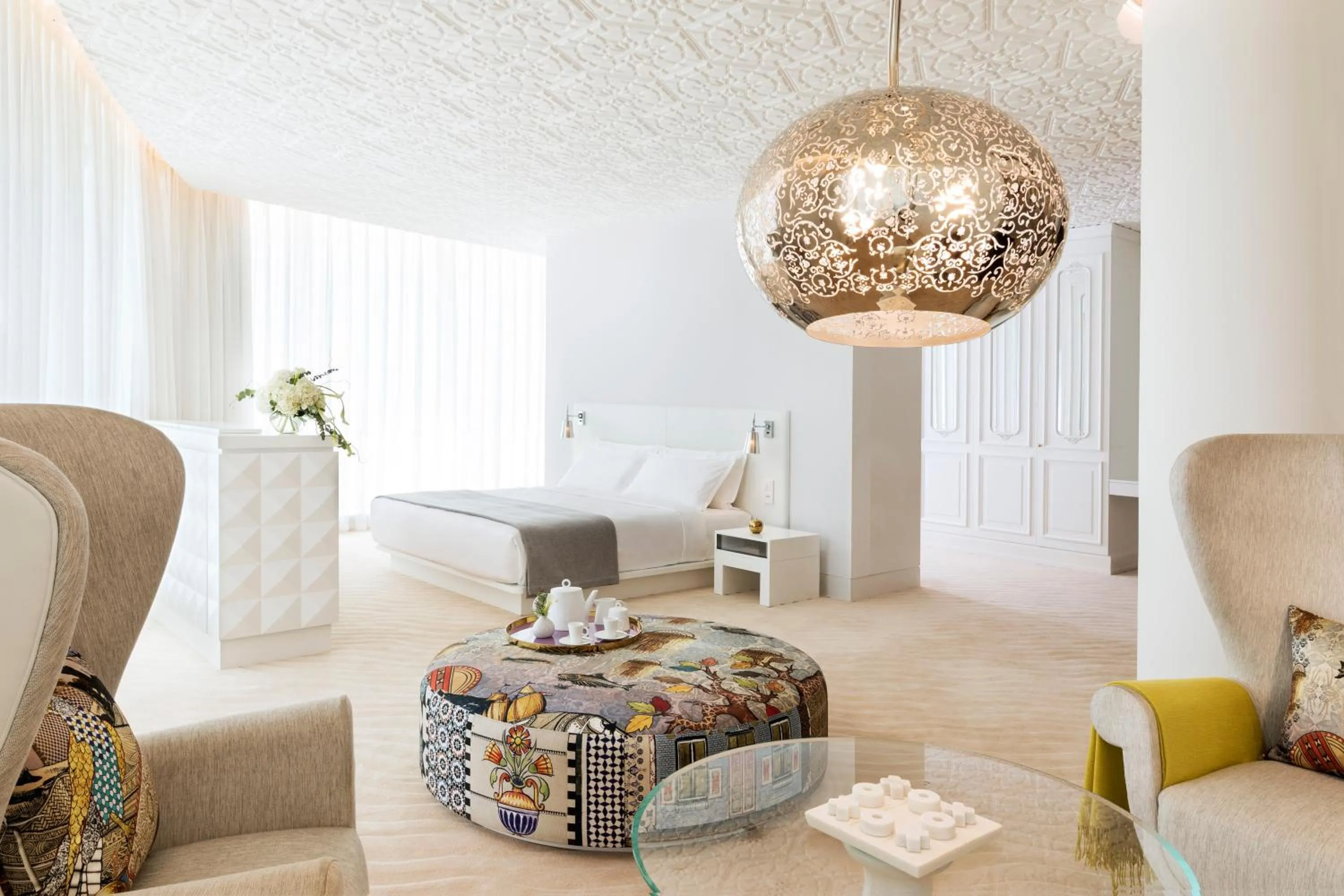 Bedroom in Mondrian Doha