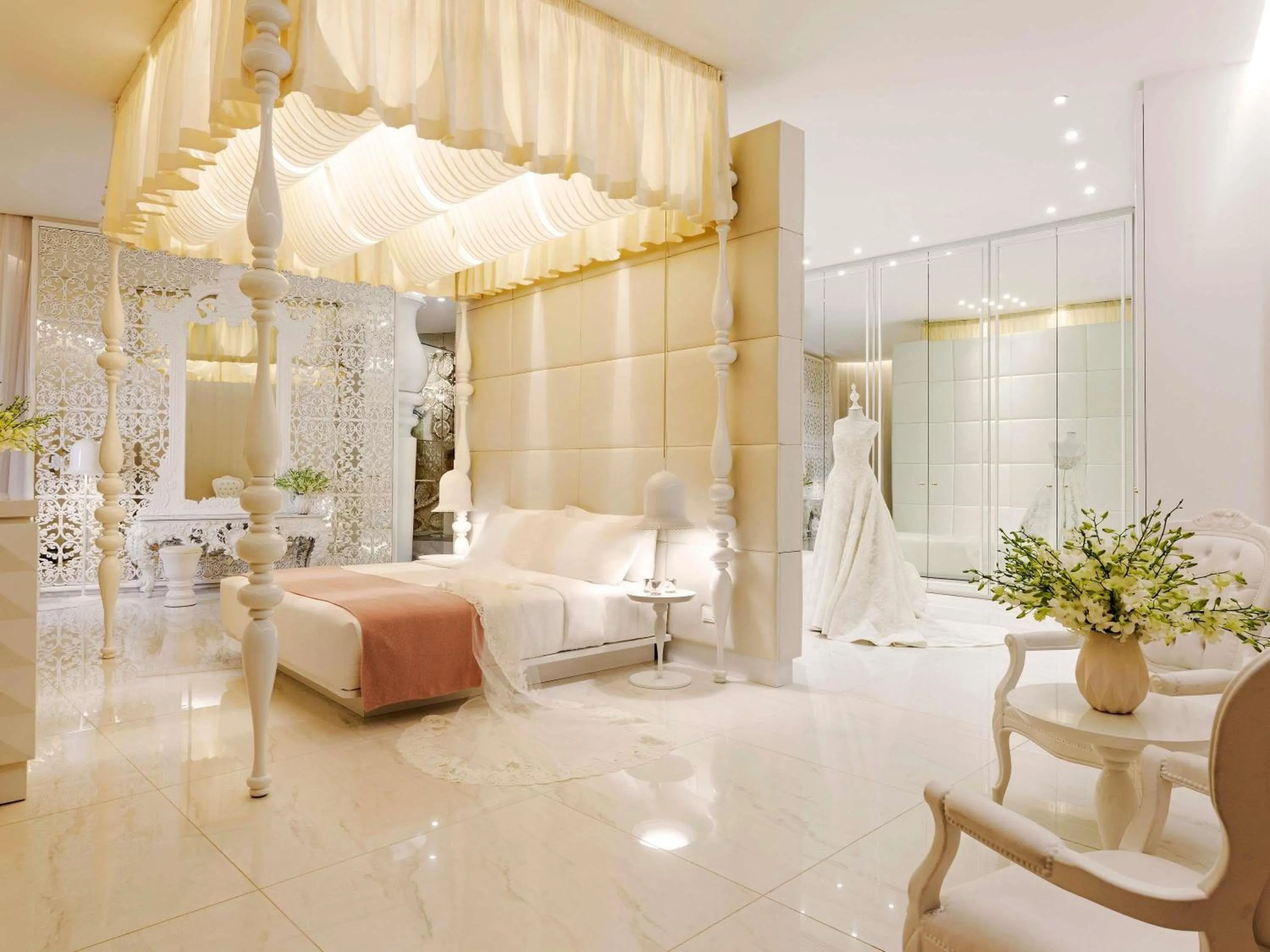 Bedroom in Mondrian Doha