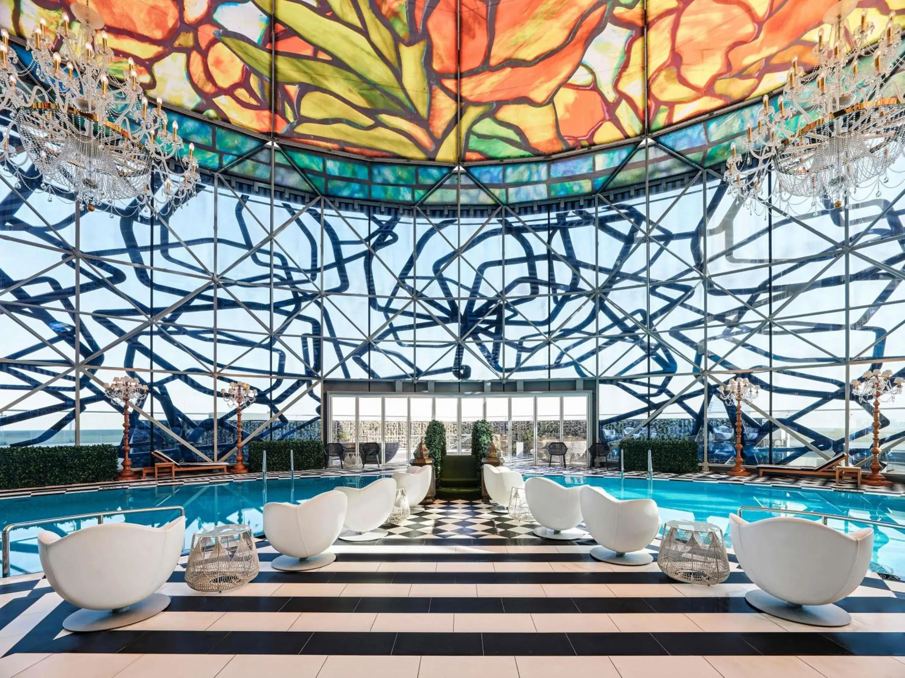 Pool view in Mondrian Doha Pool view in Mondrian Doha