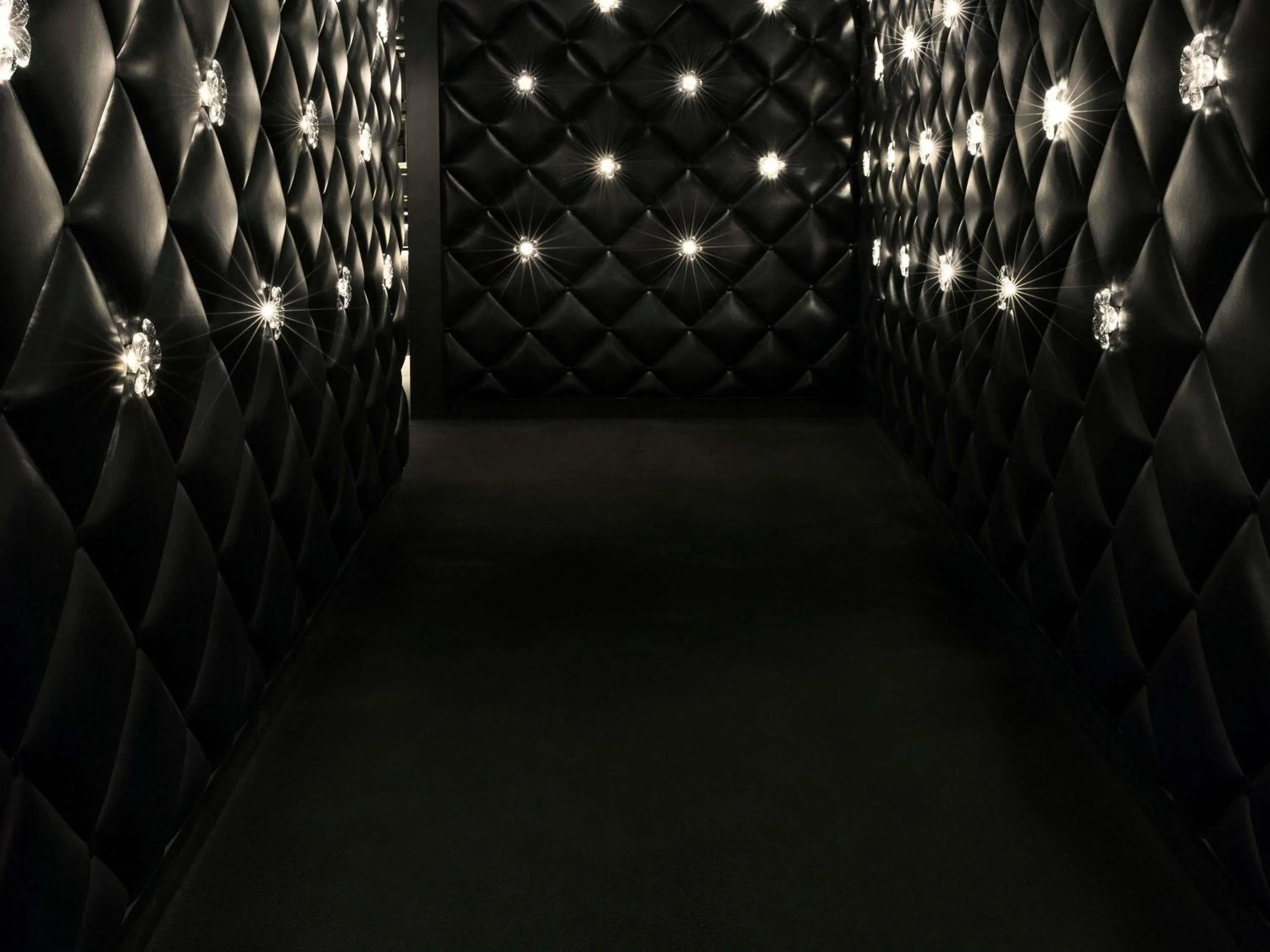 Lounge or bar in Mondrian Doha