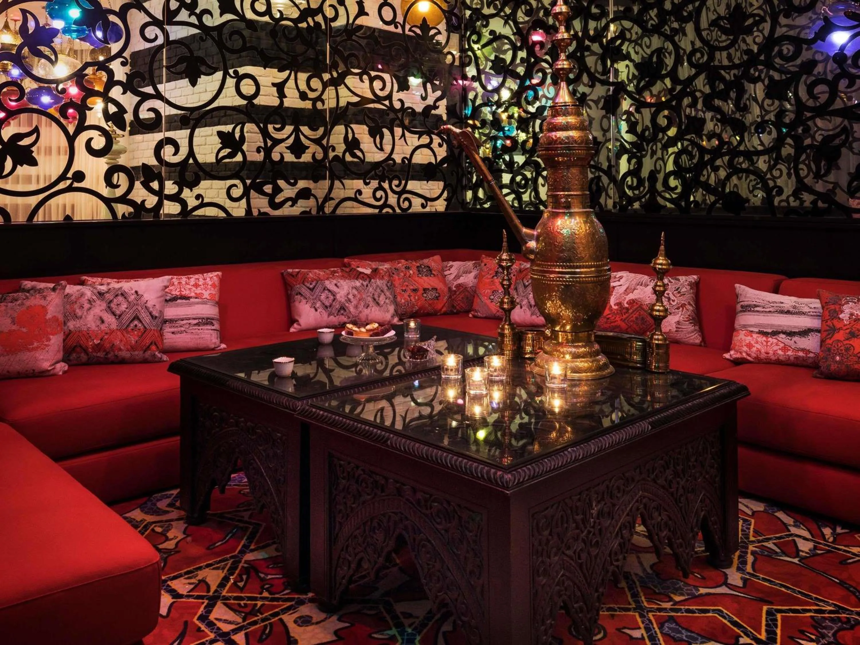 Restaurant/places to eat in Mondrian Doha