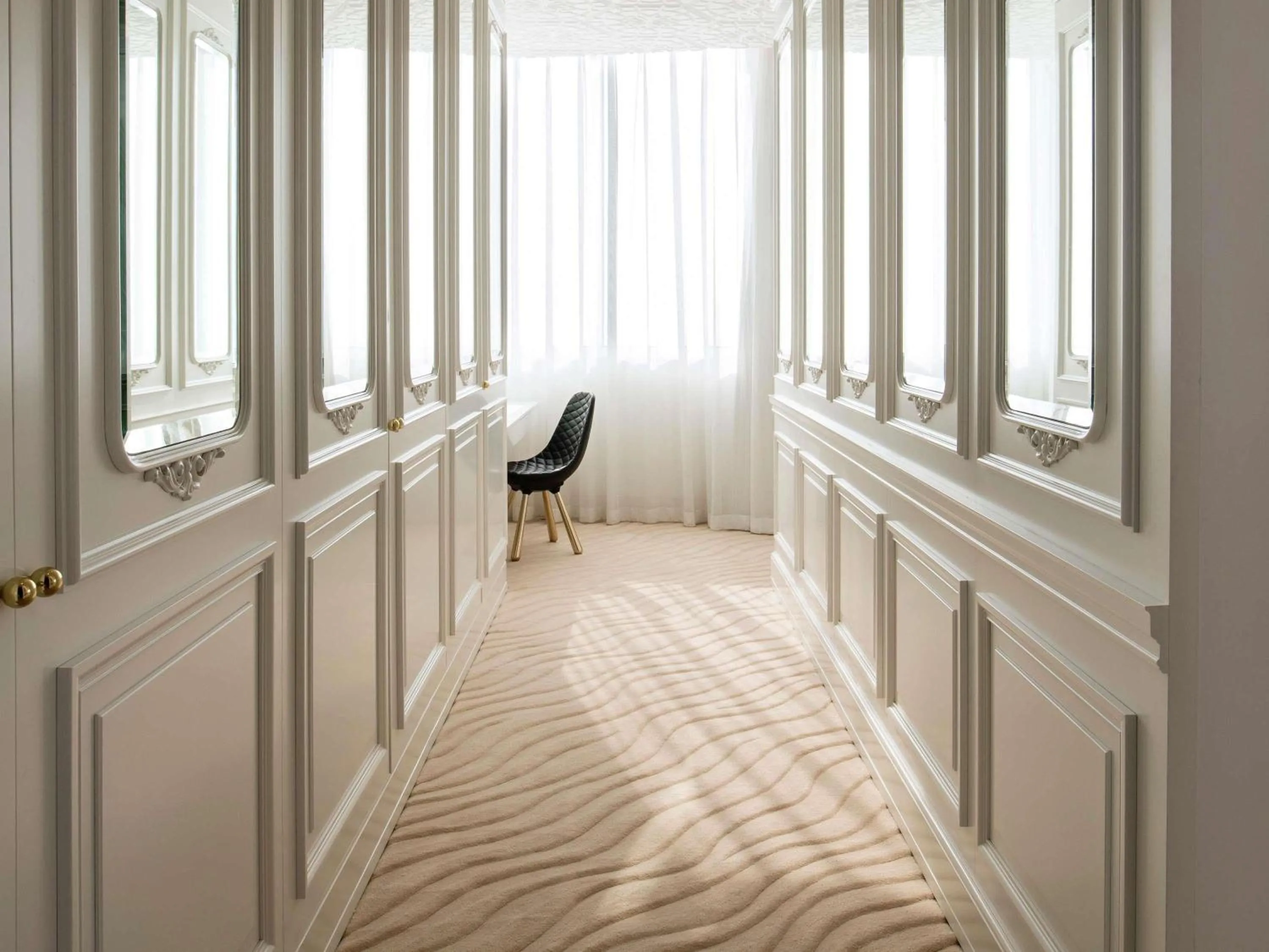 Bedroom in Mondrian Doha