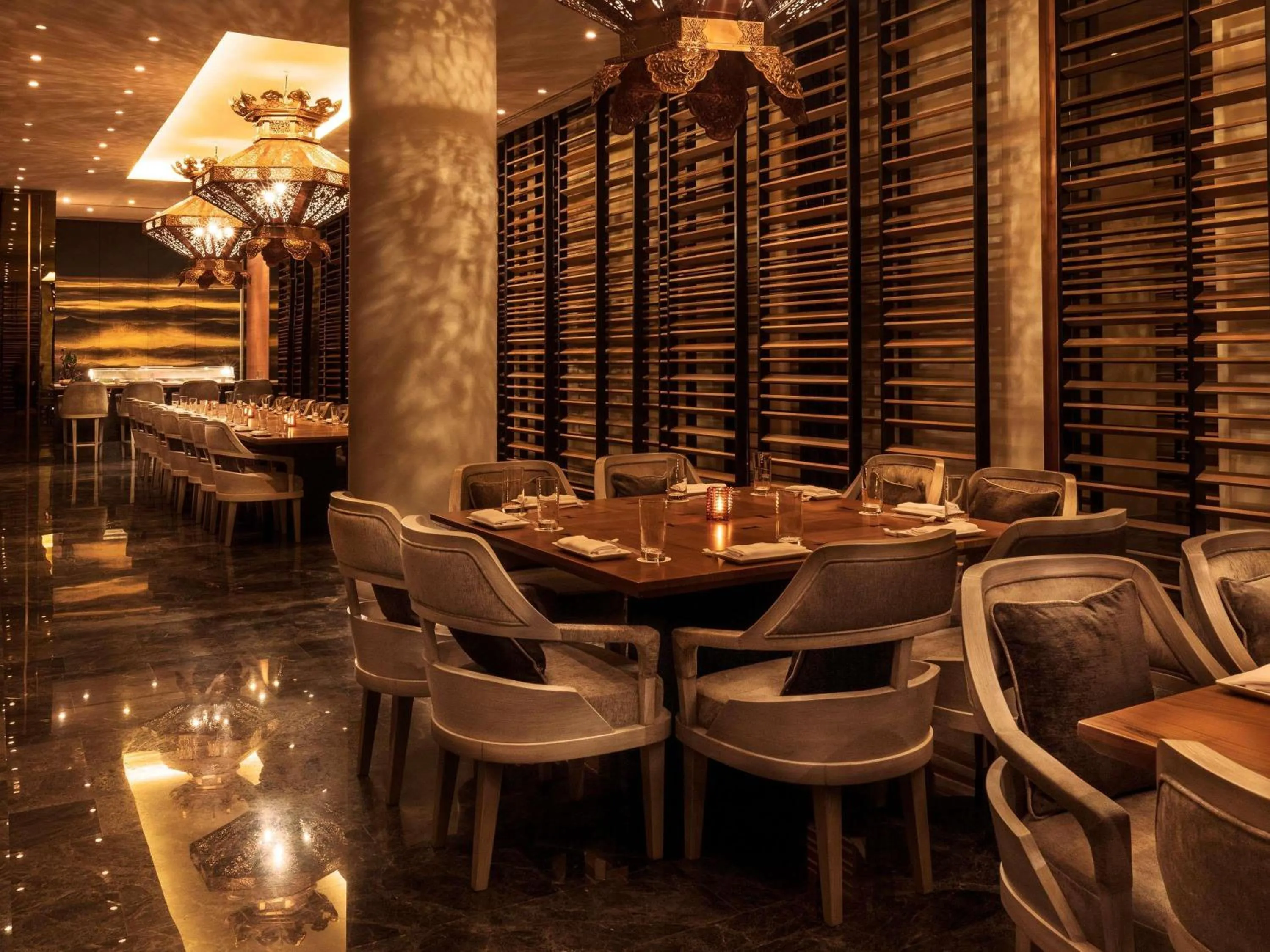 Restaurant/places to eat in Mondrian Doha