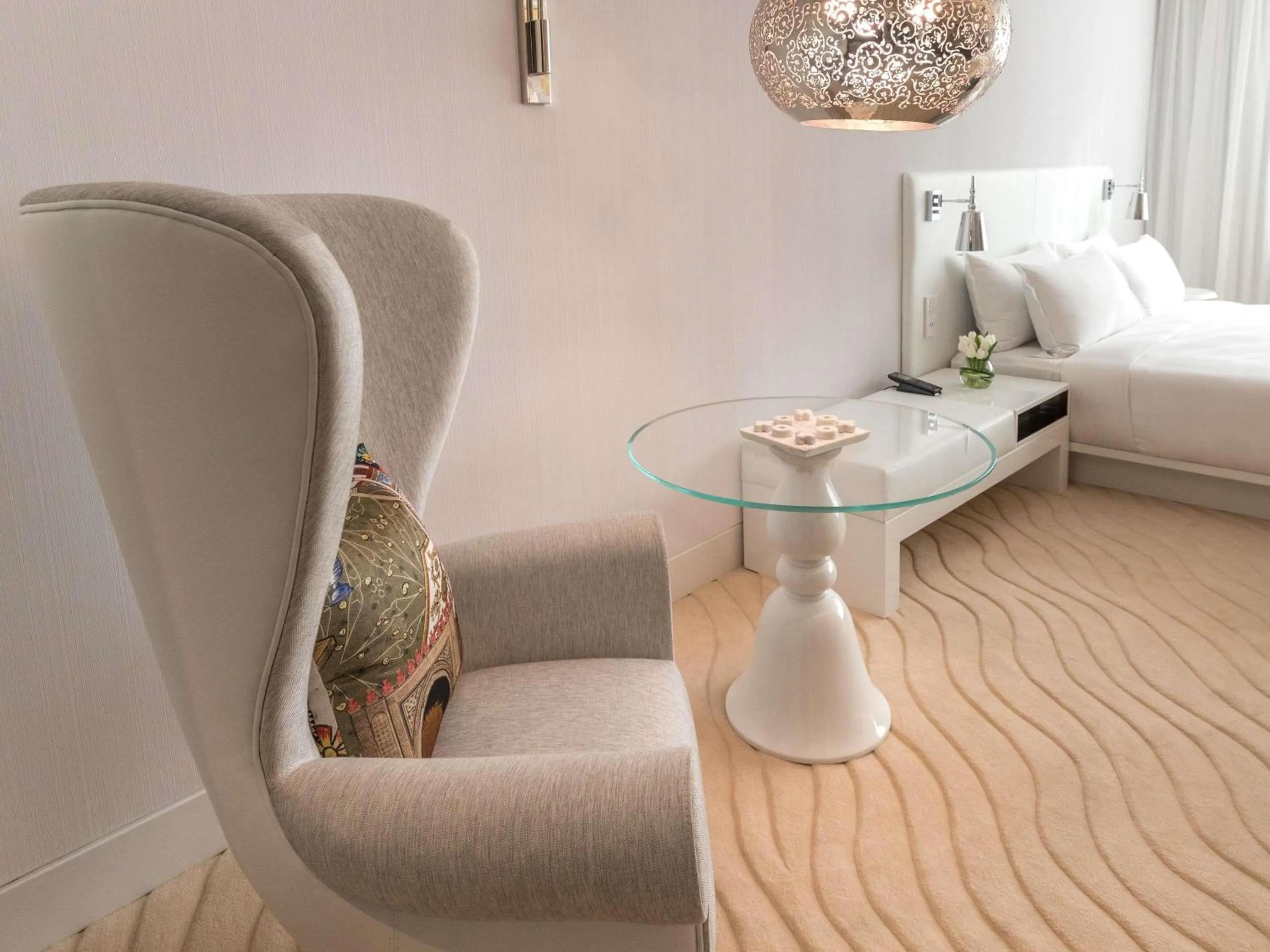 Bedroom, Bed in Mondrian Doha