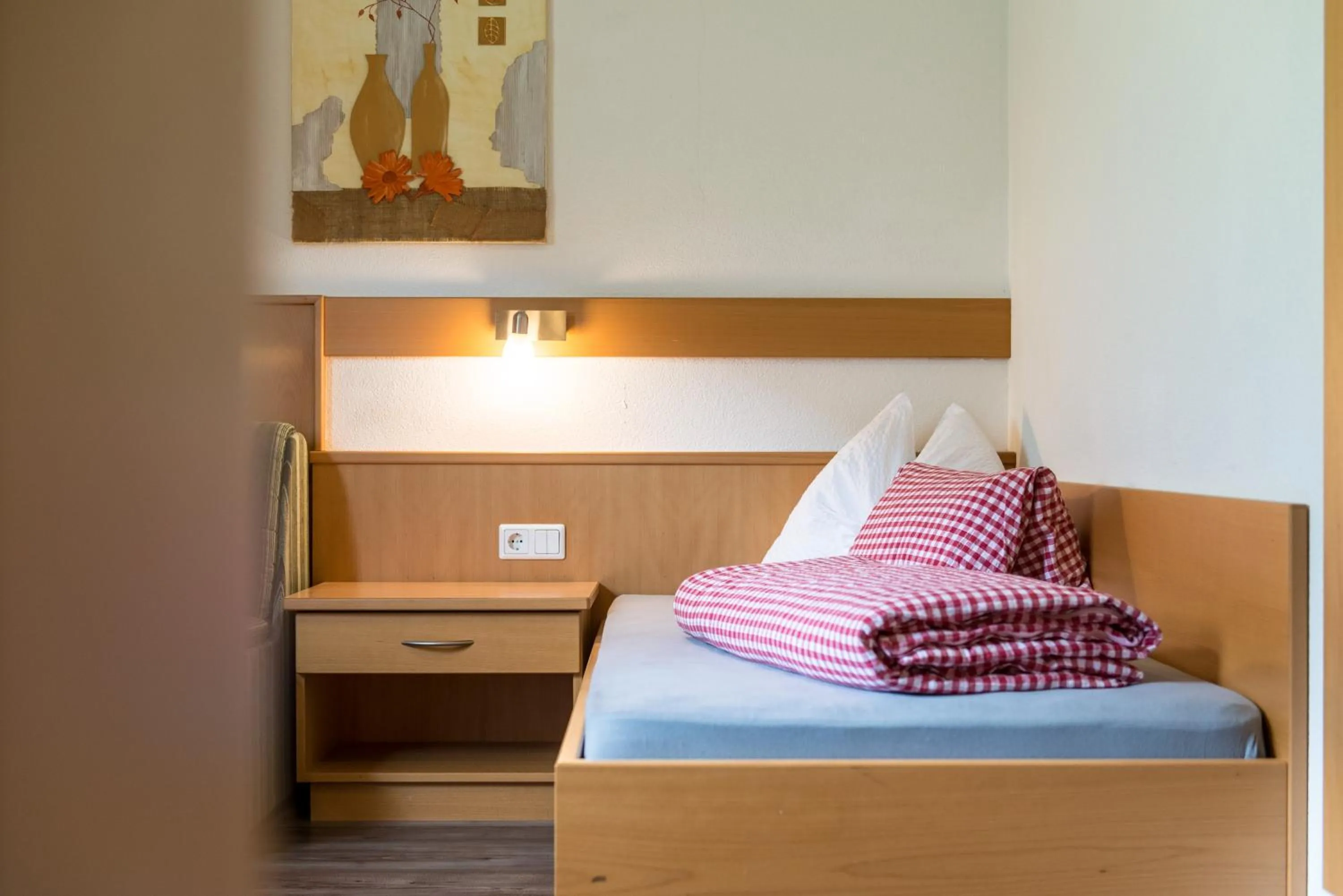 Staff, Bed in Hotel Sonja