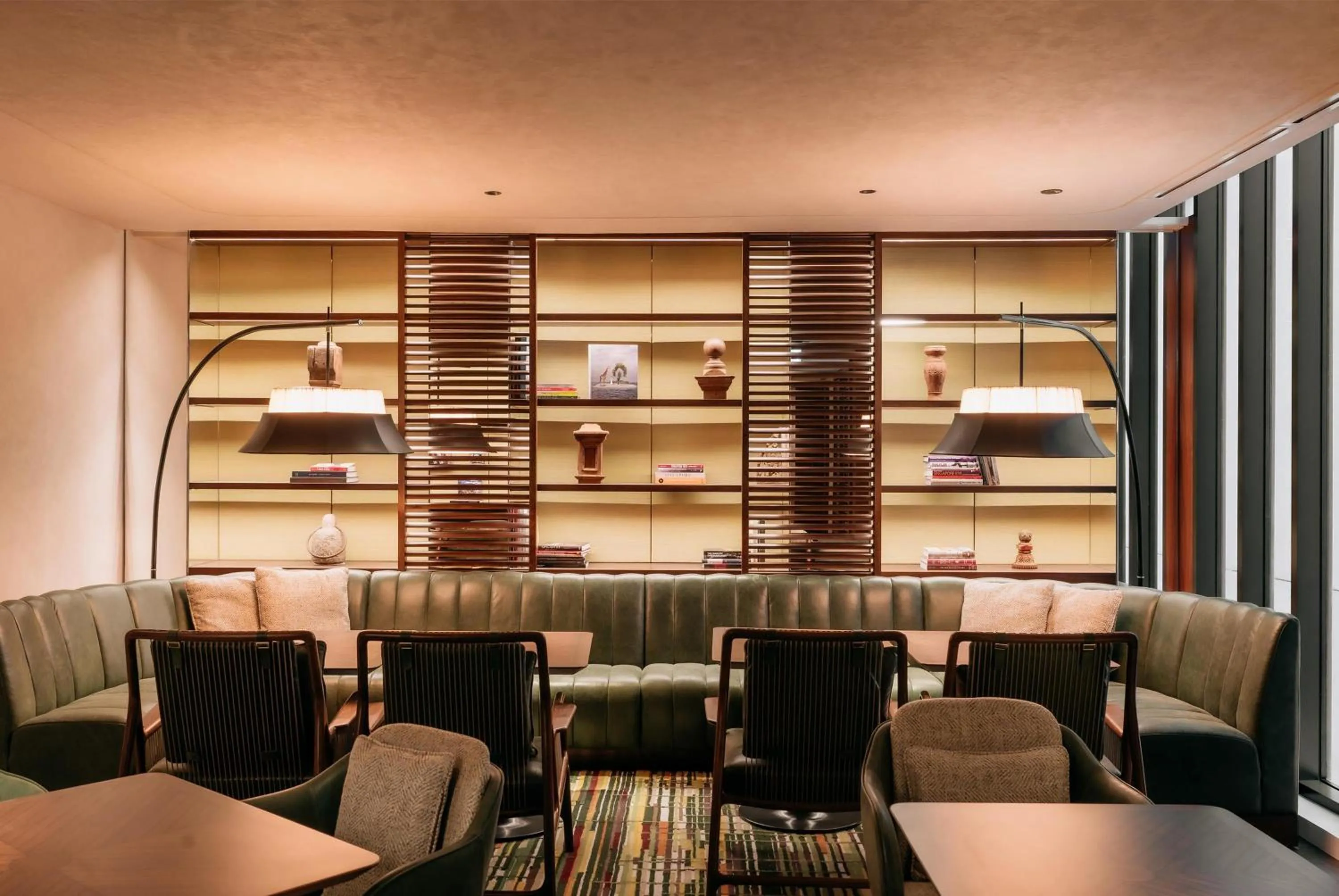 Lounge or bar in Grand Hyatt Singapore