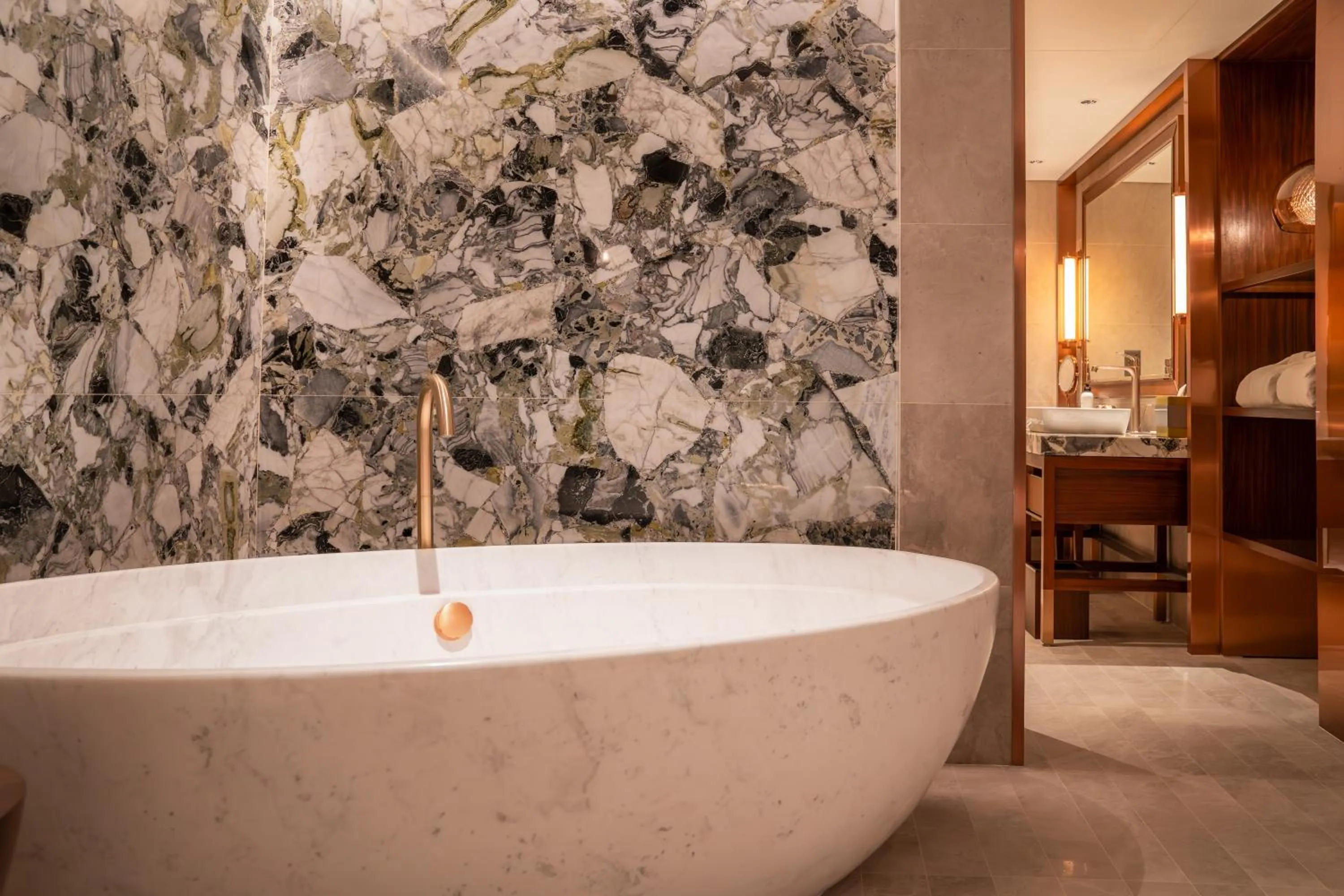 Bath in Grand Hyatt Singapore