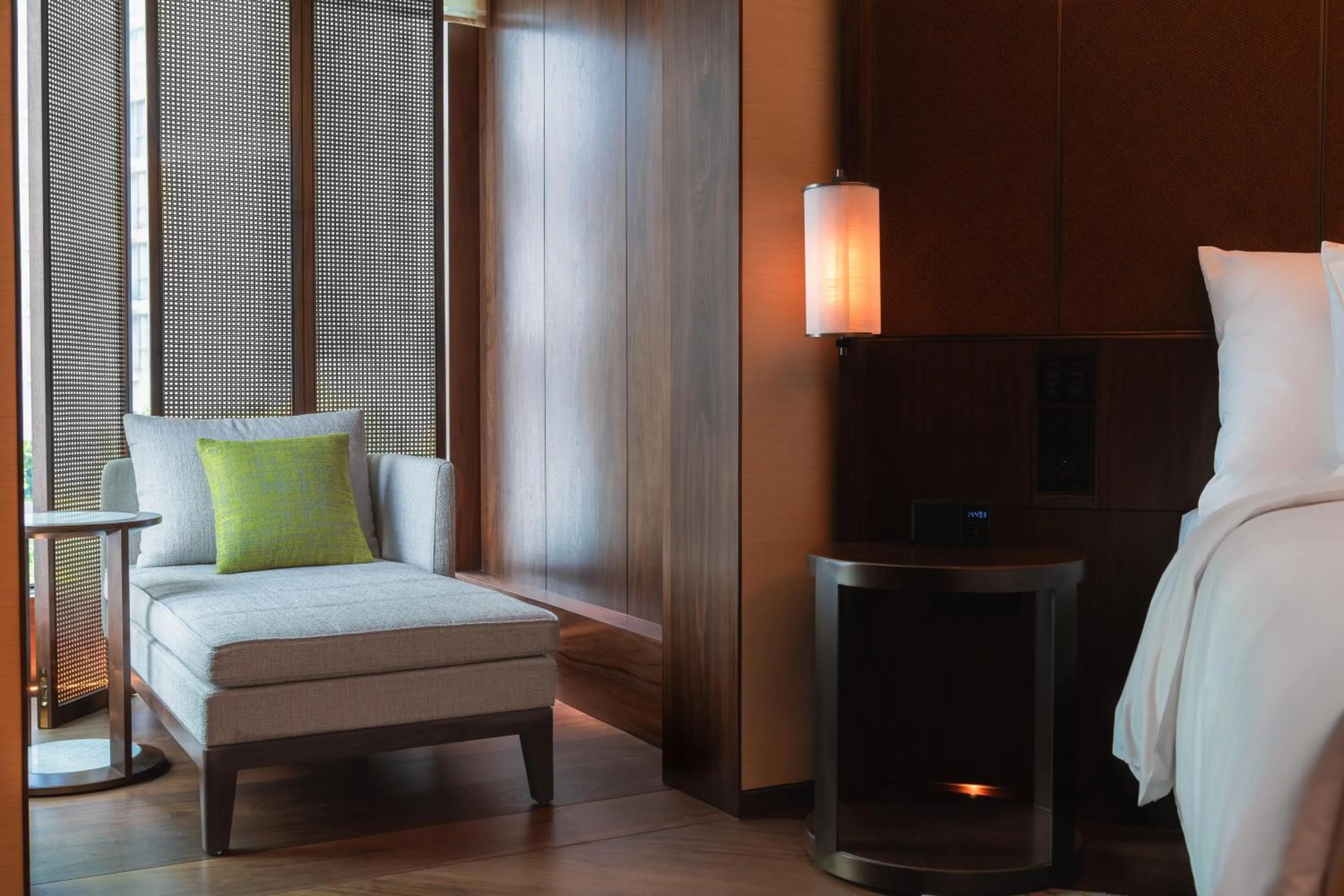 Bedroom, Bed in Grand Hyatt Singapore