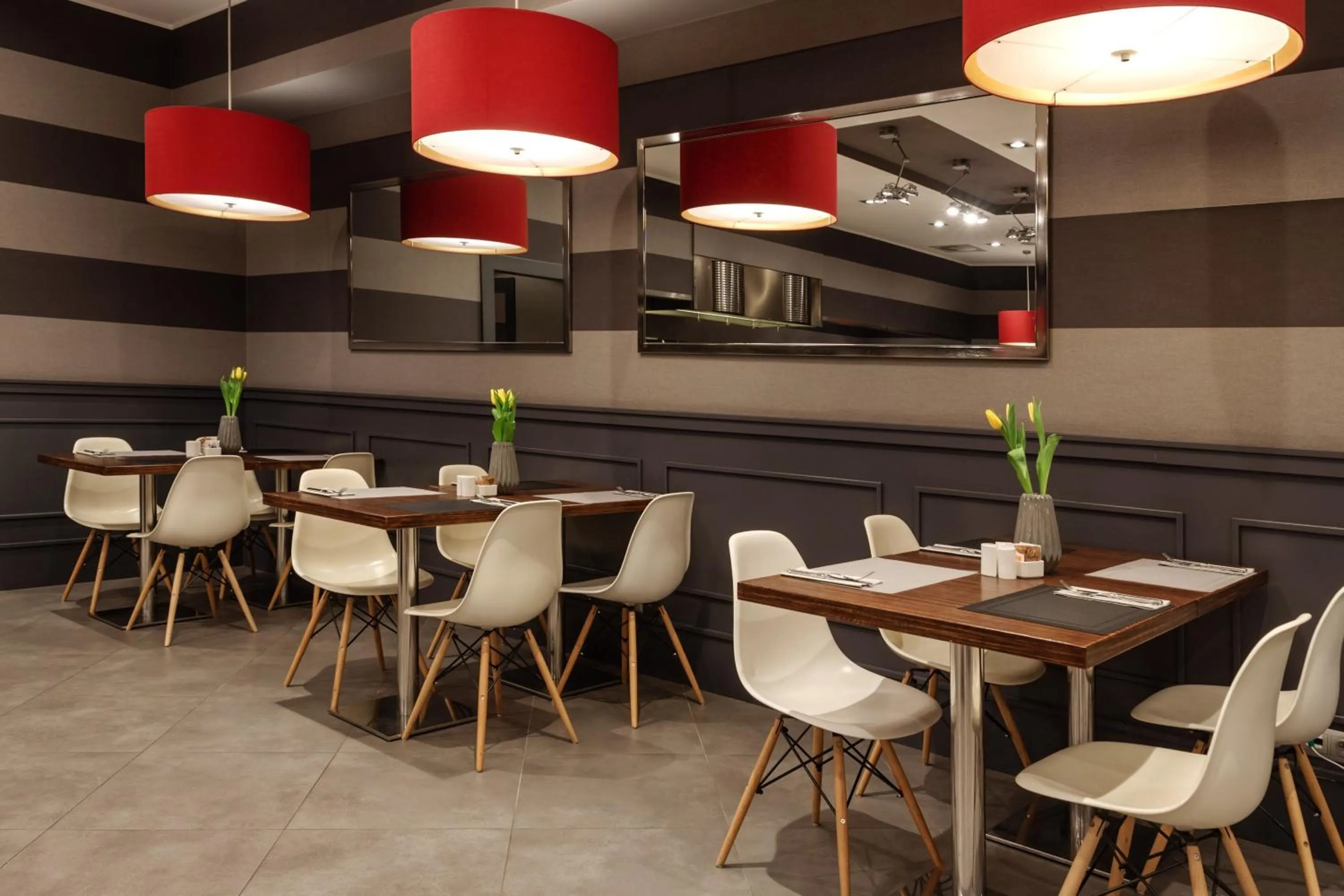 Restaurant/places to eat in Qubus Hotel Bydgoszcz