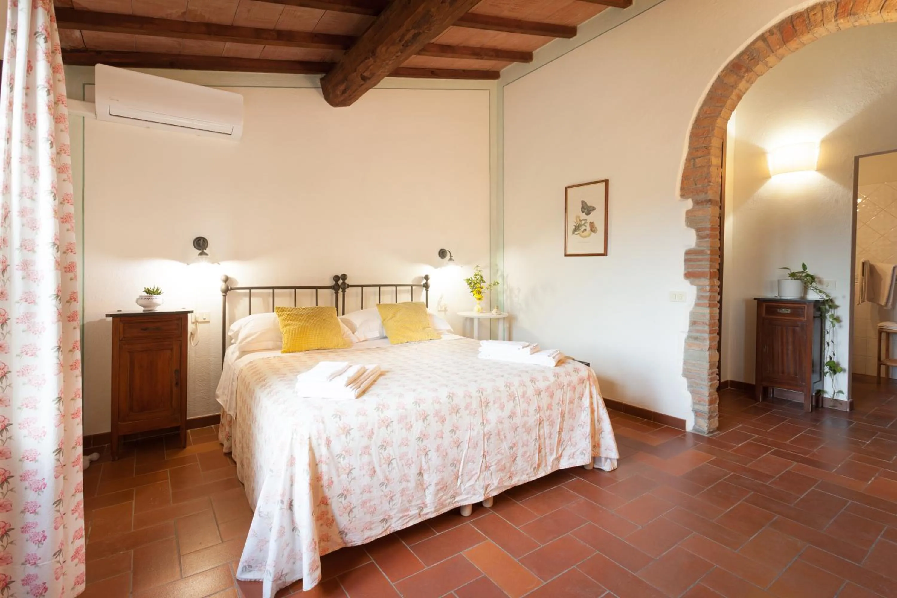 Photo of the whole room, Bed in Agriturismo Bio Aia della Colonna