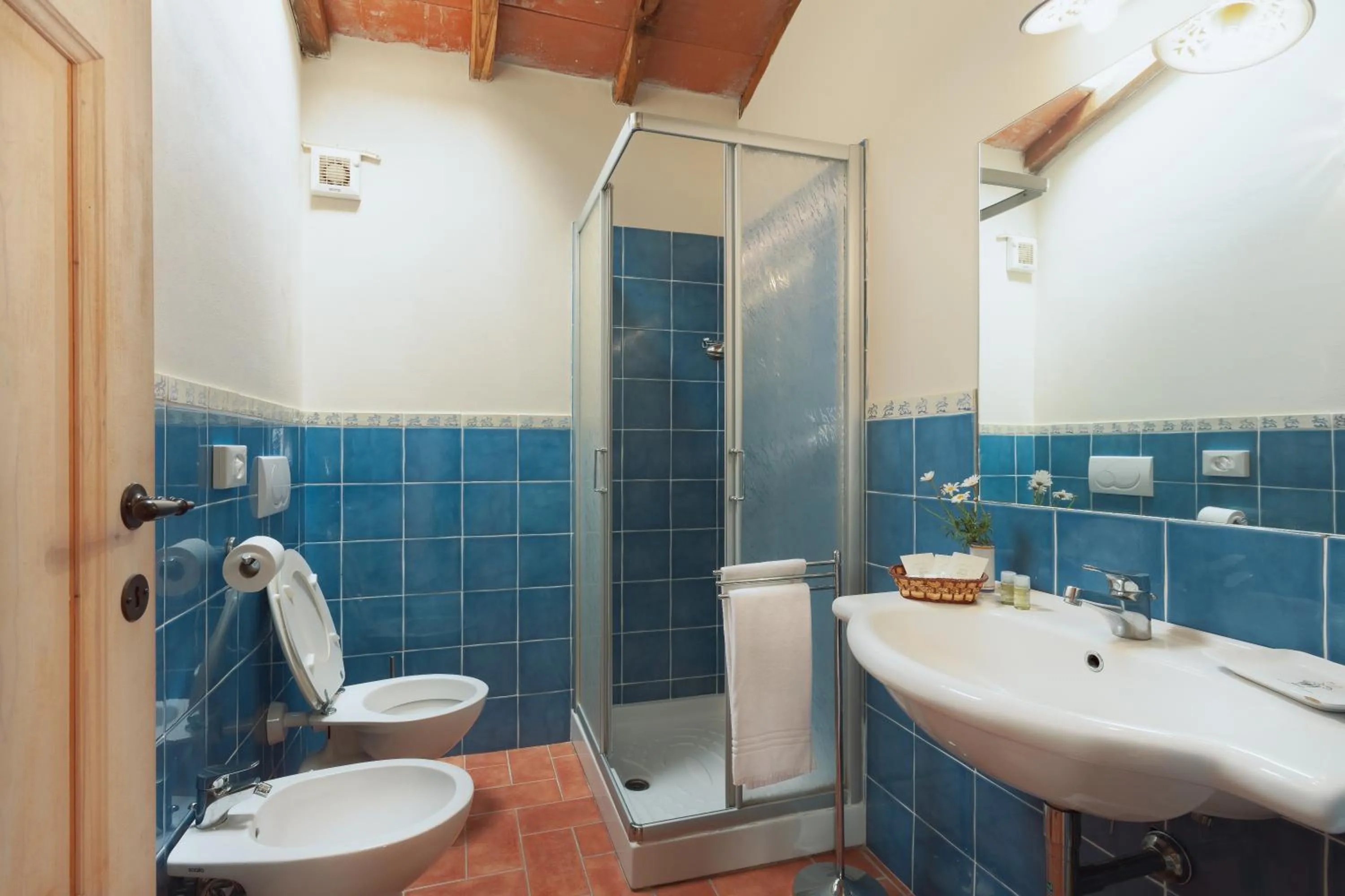 Shower in Agriturismo Bio Aia della Colonna