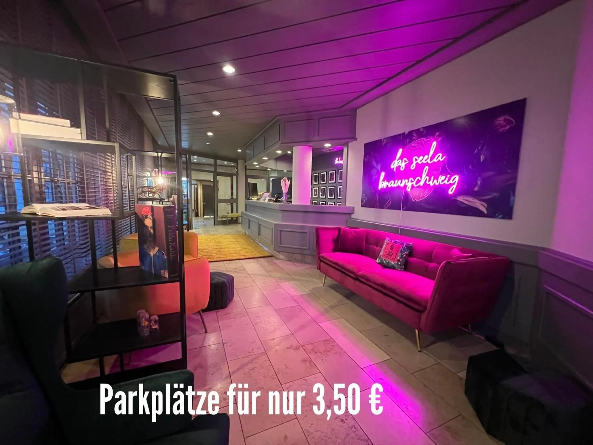 Lobby or reception in Das Seela Braunschweig